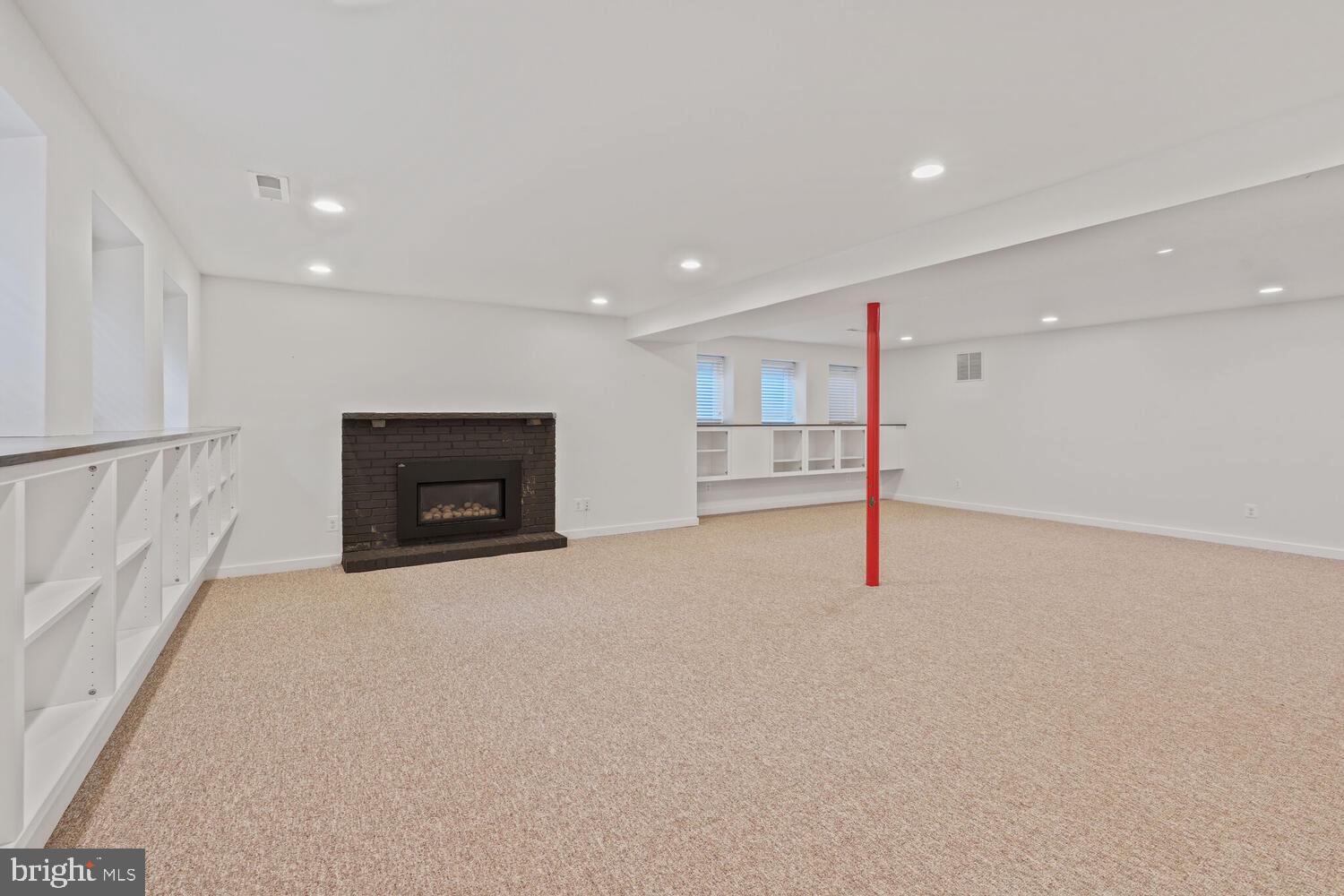4844 Yorktown Blvd