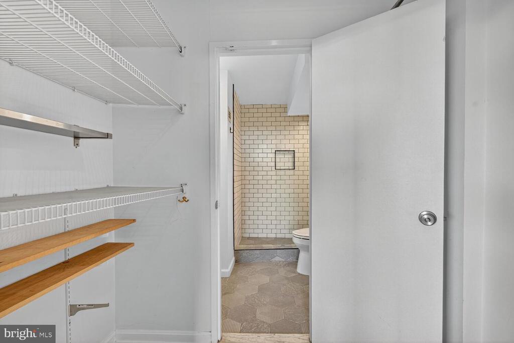 4501 ARLINGTON BOULEVARD 715