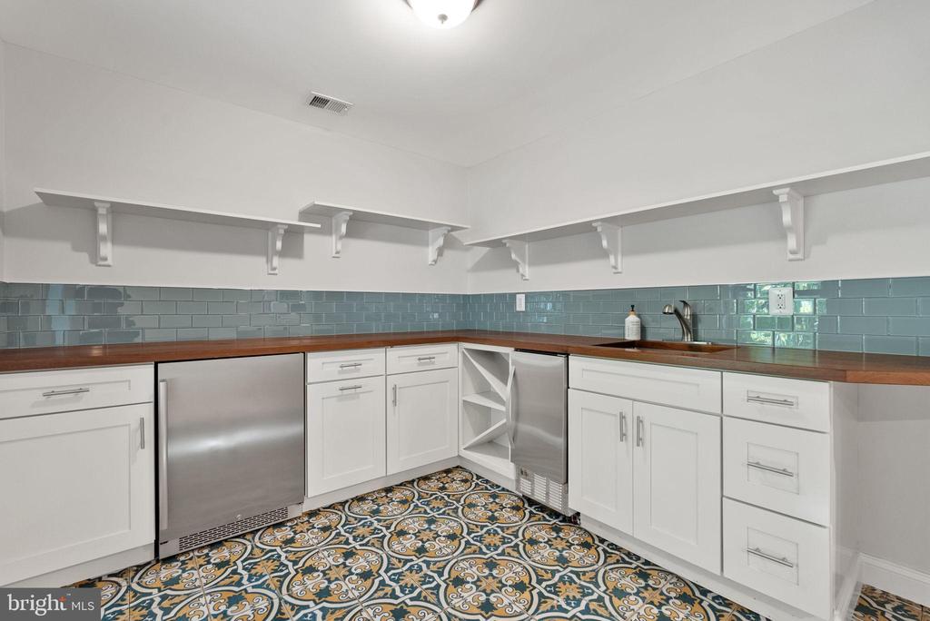 2708 24TH STREET N
