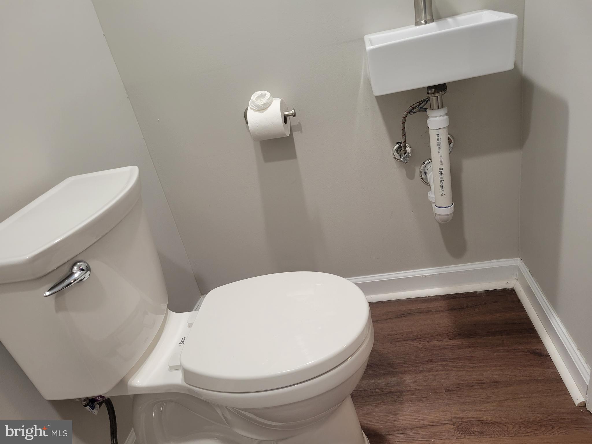 2250 N QUANTICO STREET