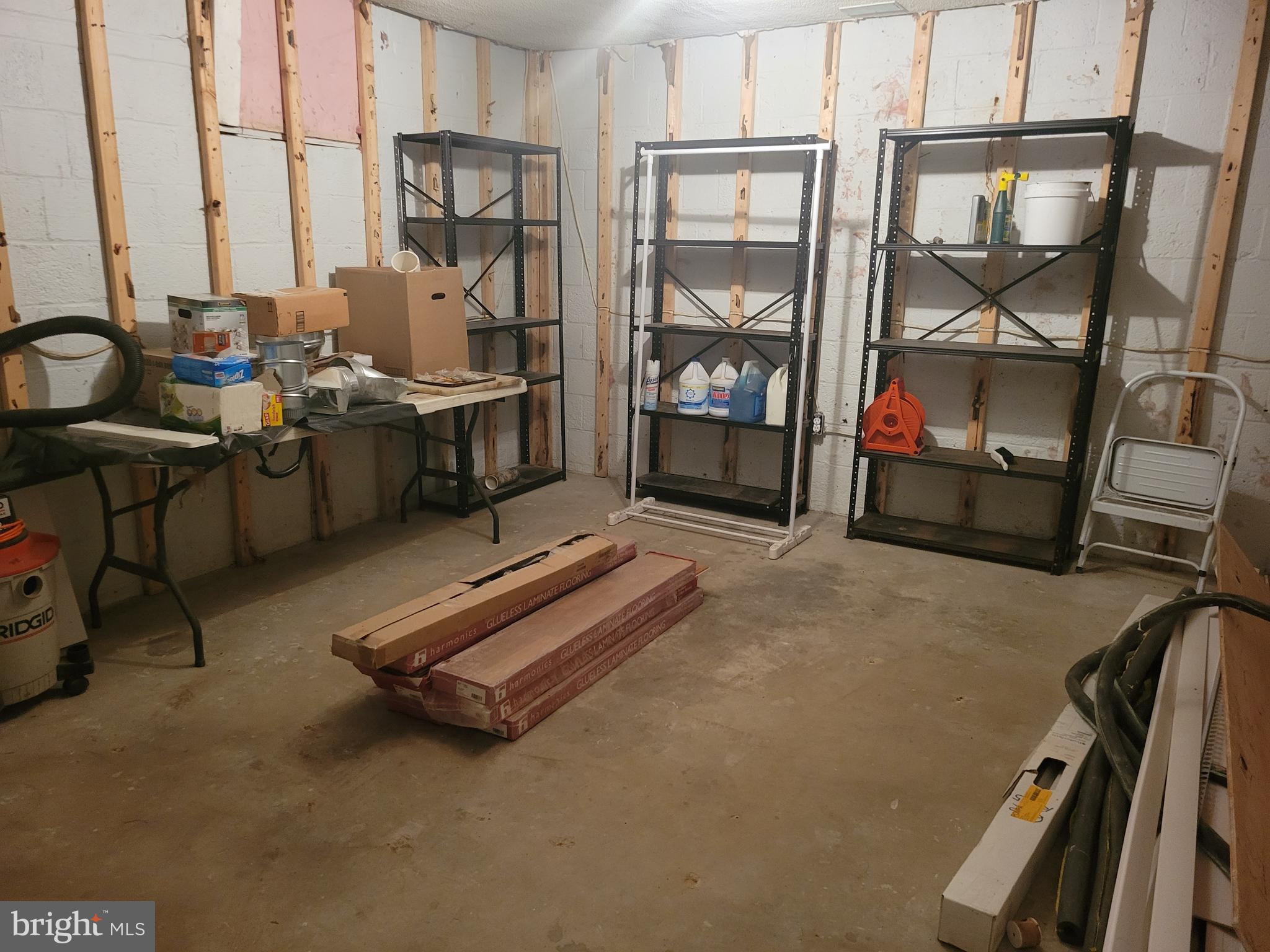 2250 N QUANTICO STREET