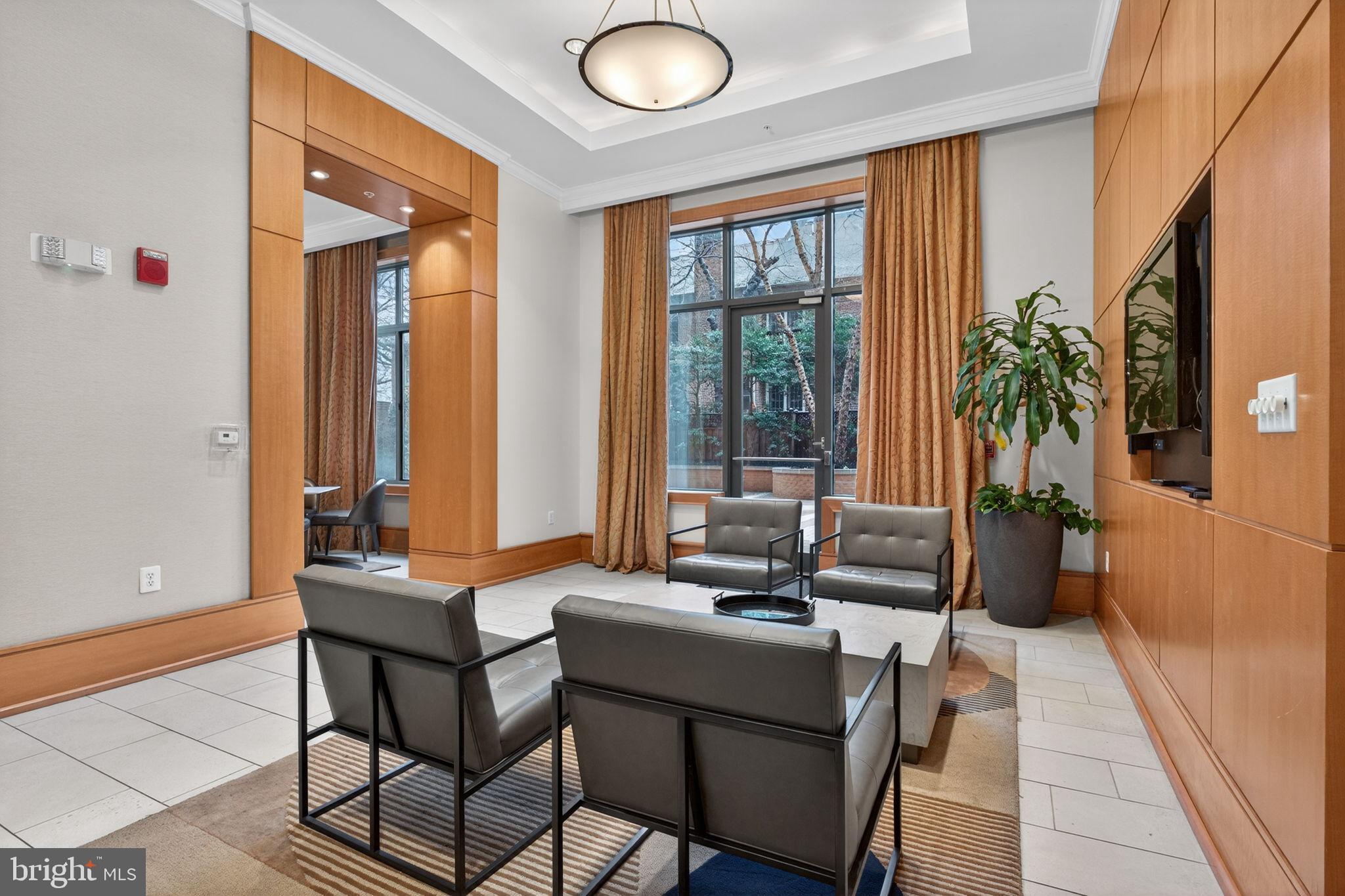 3625 10TH STREET N 907