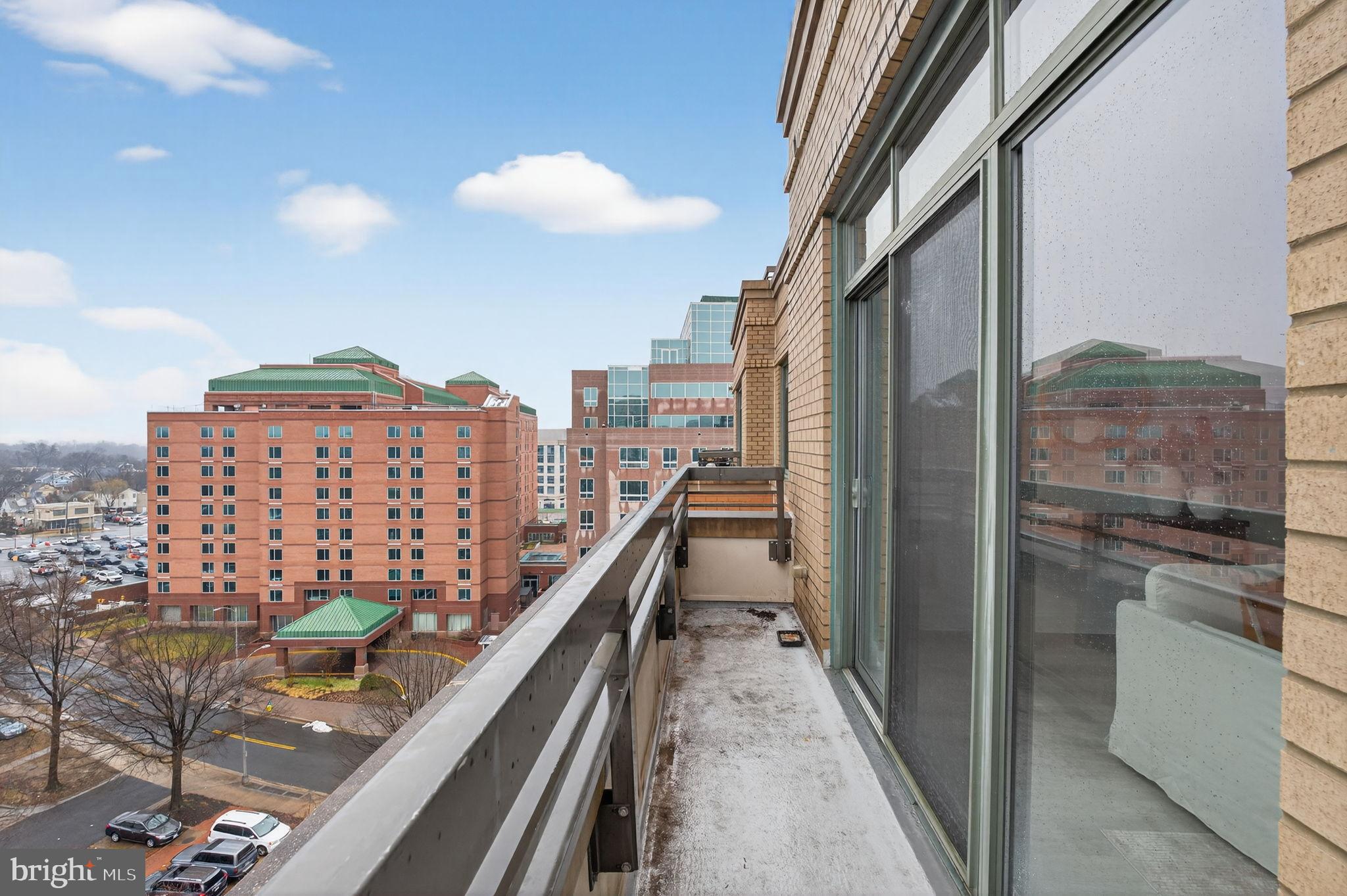 3625 10TH STREET N 907