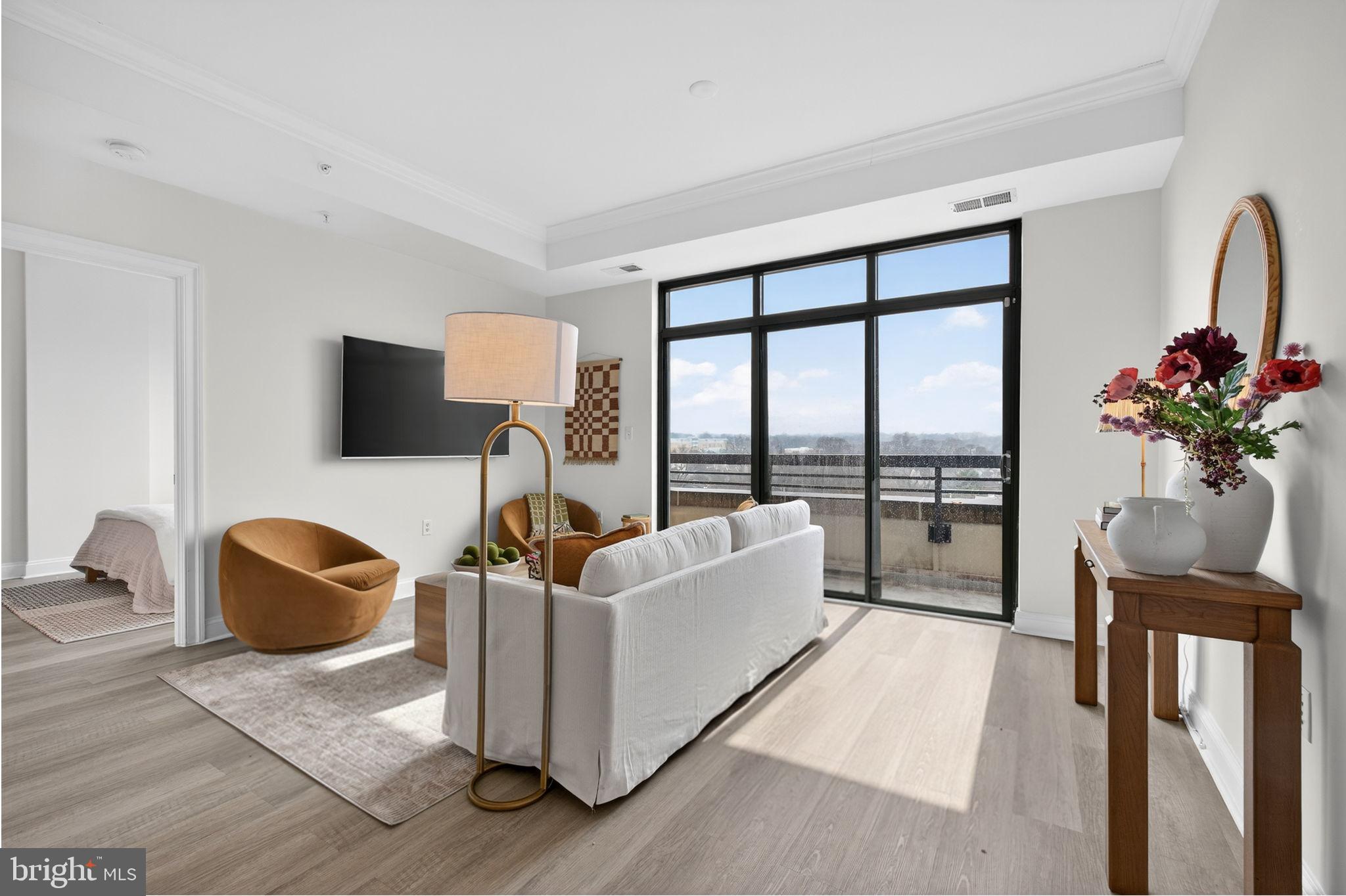 3625 10TH STREET N 907