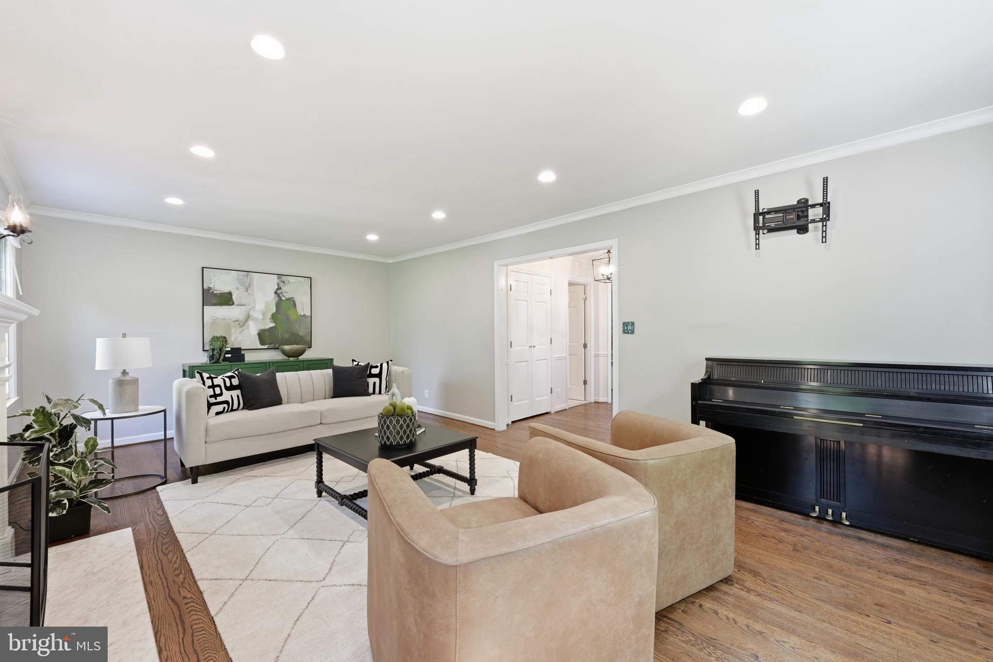 2311 N GLEBE ROAD