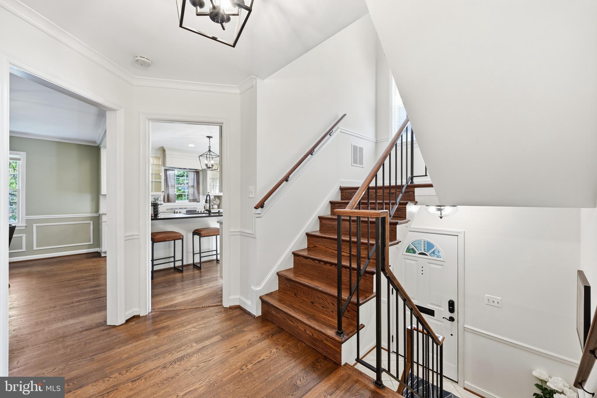 2311 N GLEBE ROAD