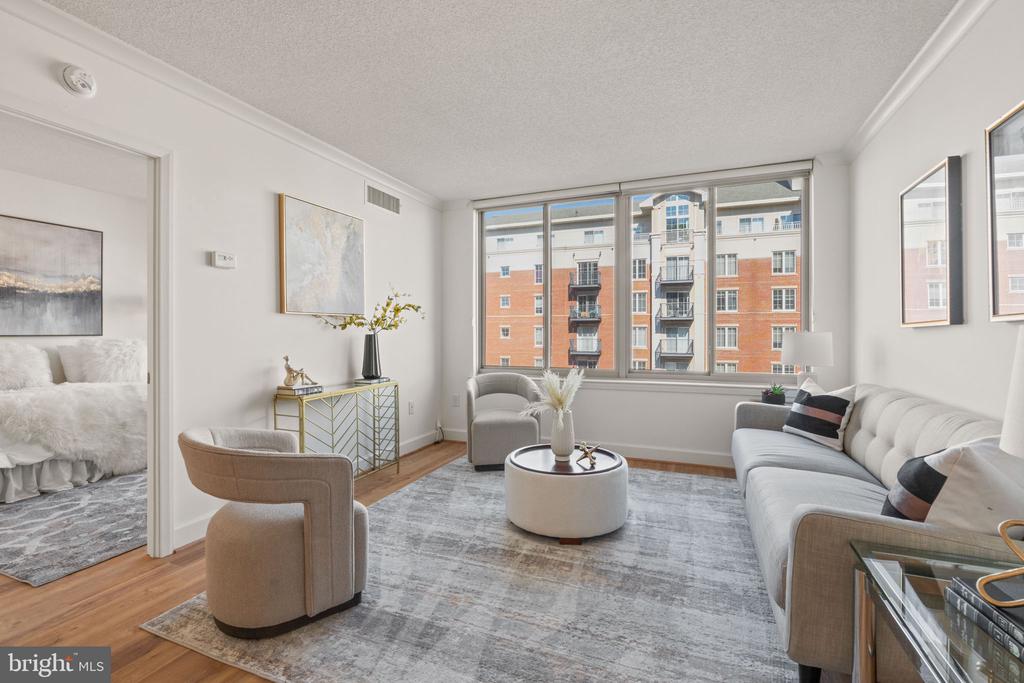 1220 N FILLMORE STREET Unit: 606