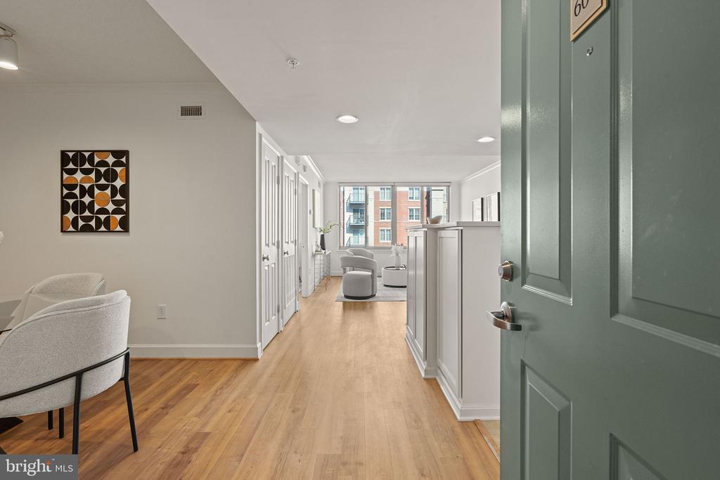 1220 N FILLMORE STREET Unit: 606
