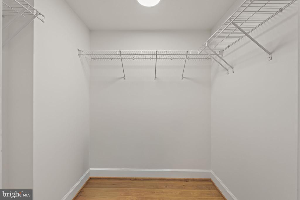 1220 N FILLMORE STREET Unit: 606
