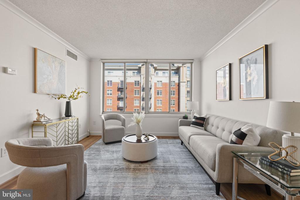 1220 N FILLMORE STREET Unit: 606
