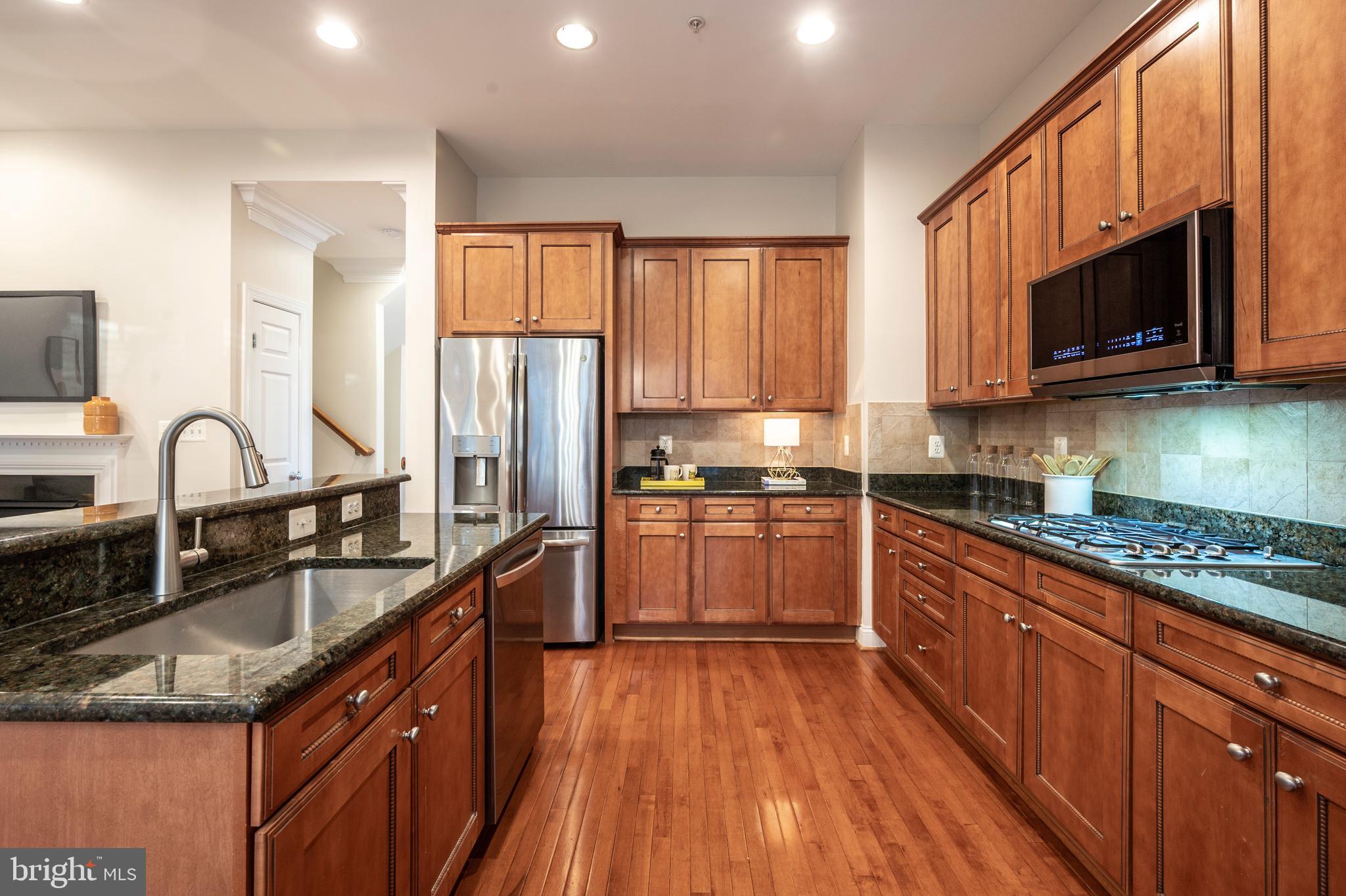 3517 Goddard Way
