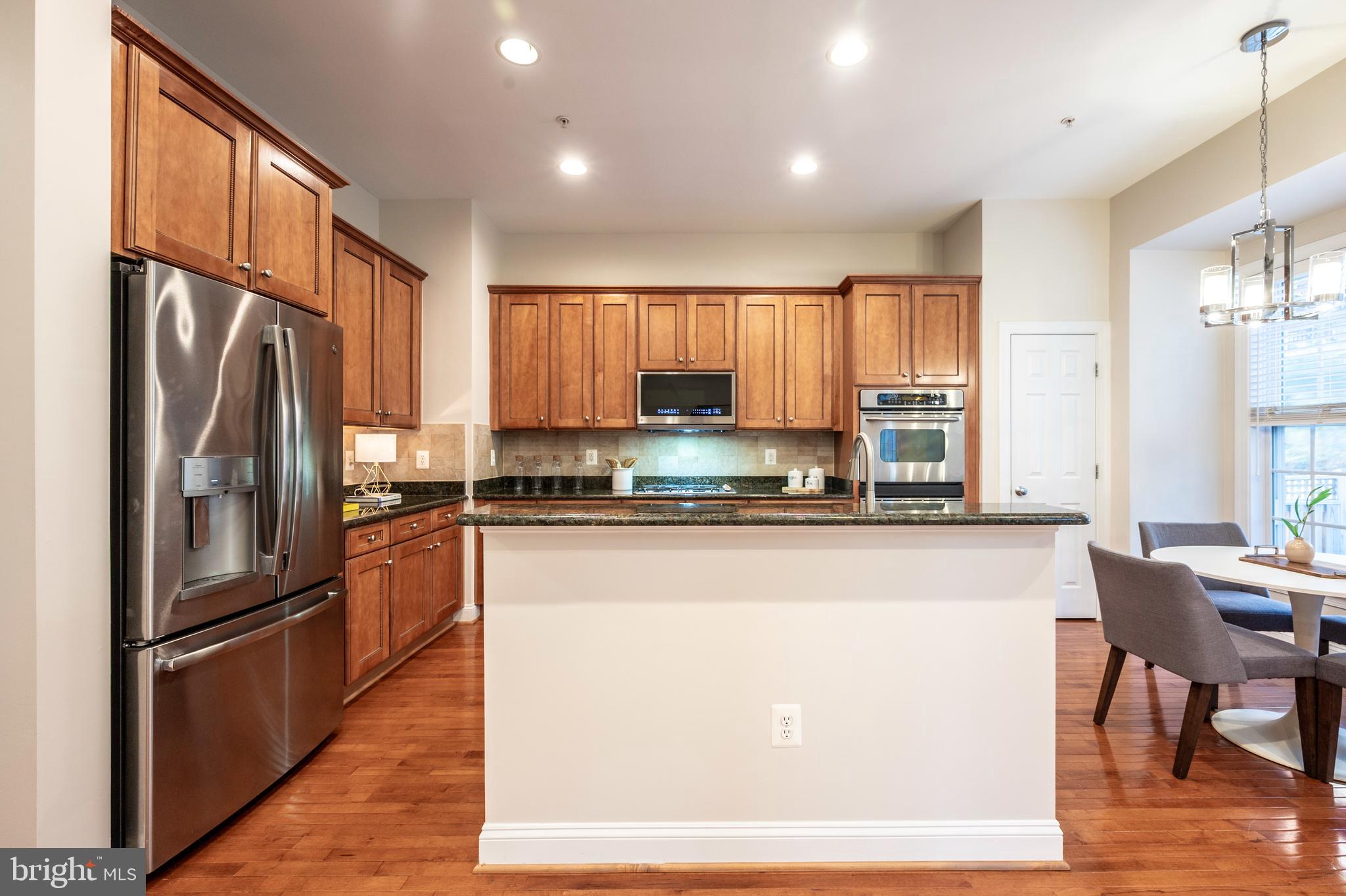3517 Goddard Way