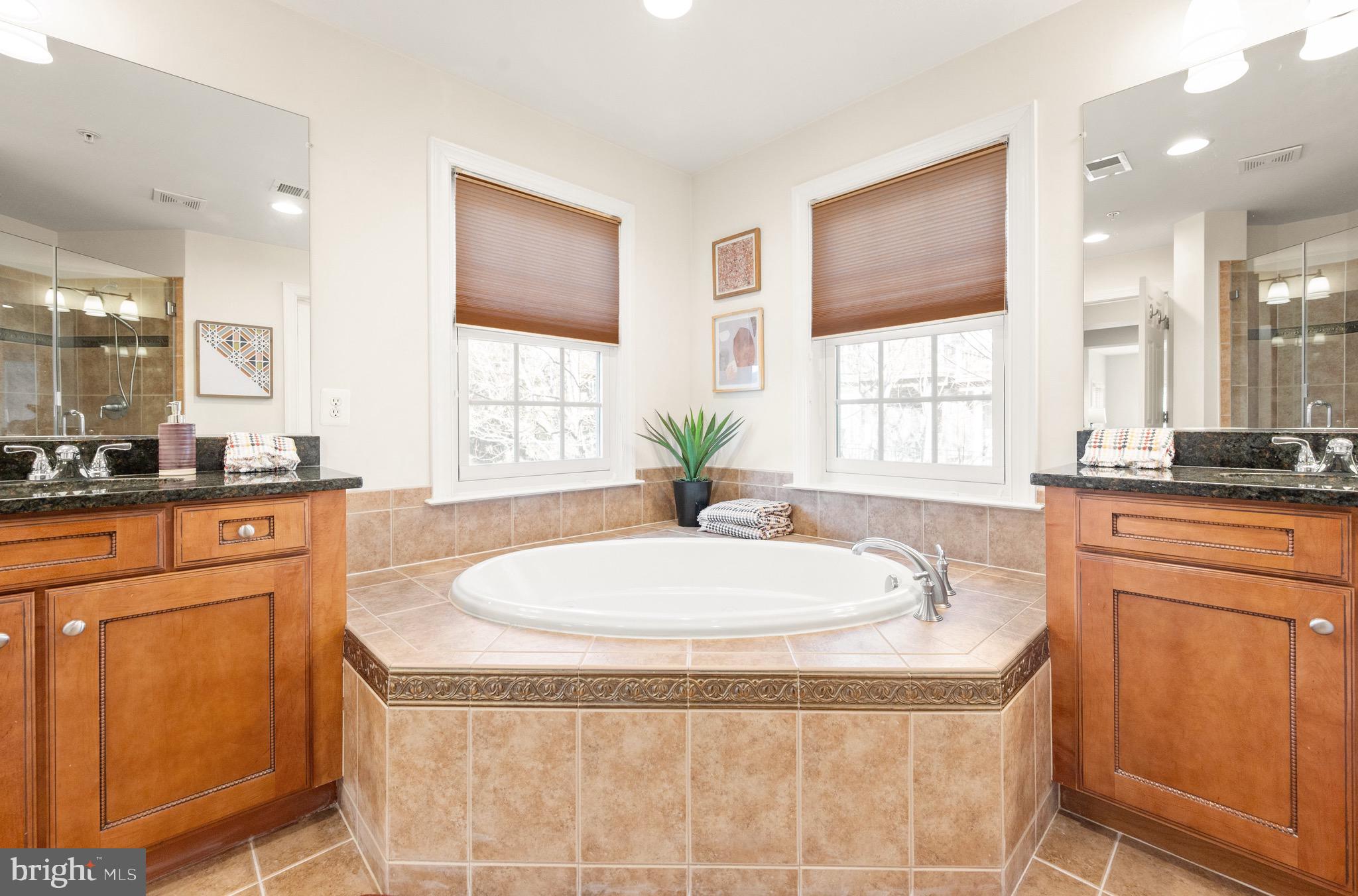 3517 Goddard Way