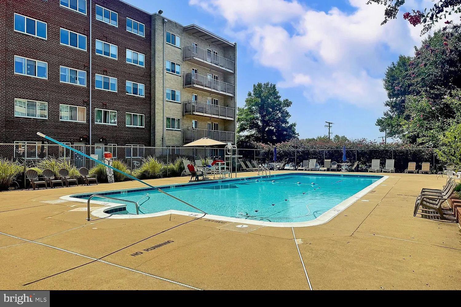 200 N MAPLE AVENUE 302