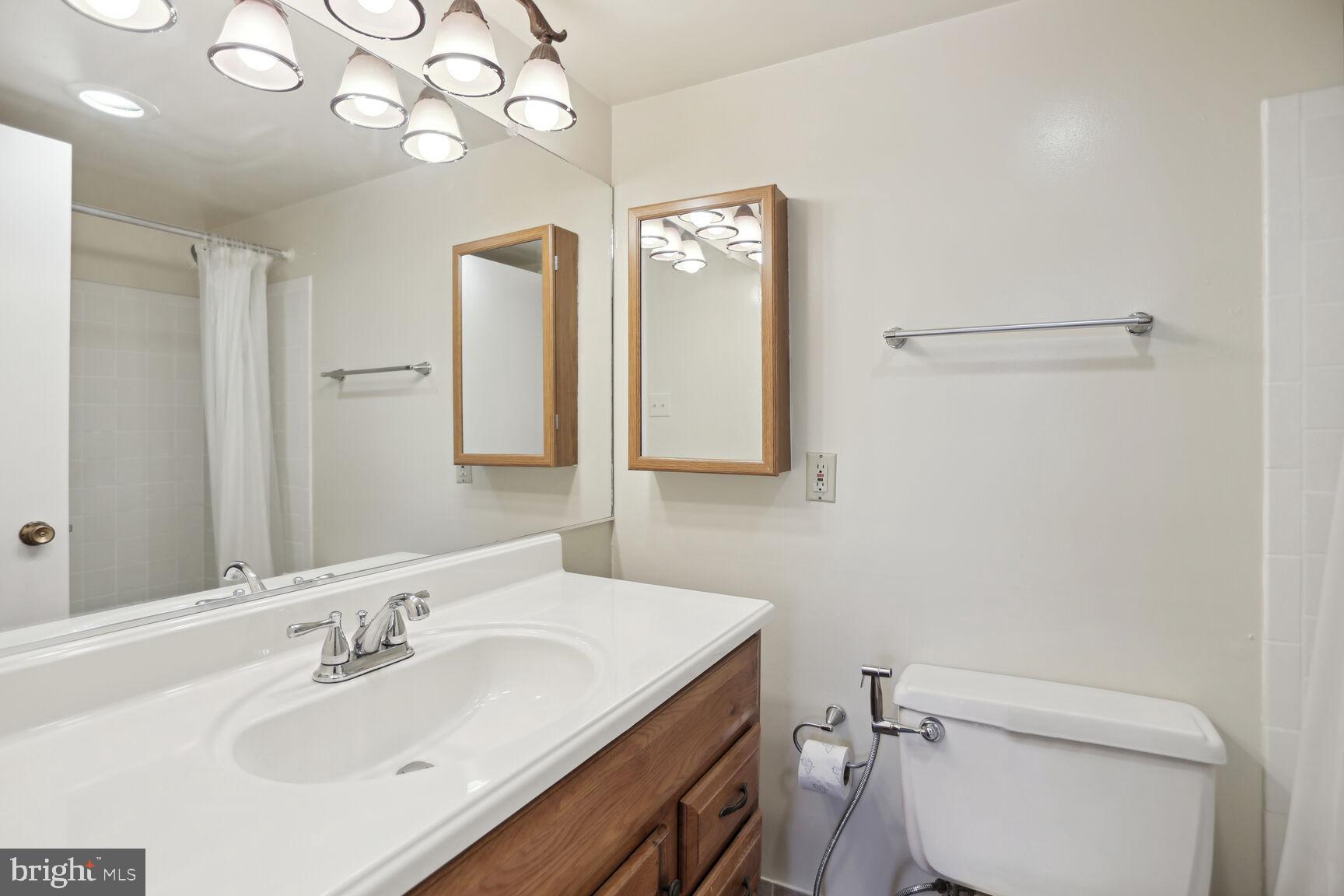 2311 Pimmit Dr #301