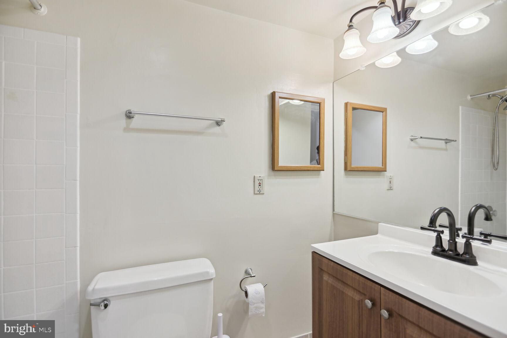 2311 Pimmit Dr #301