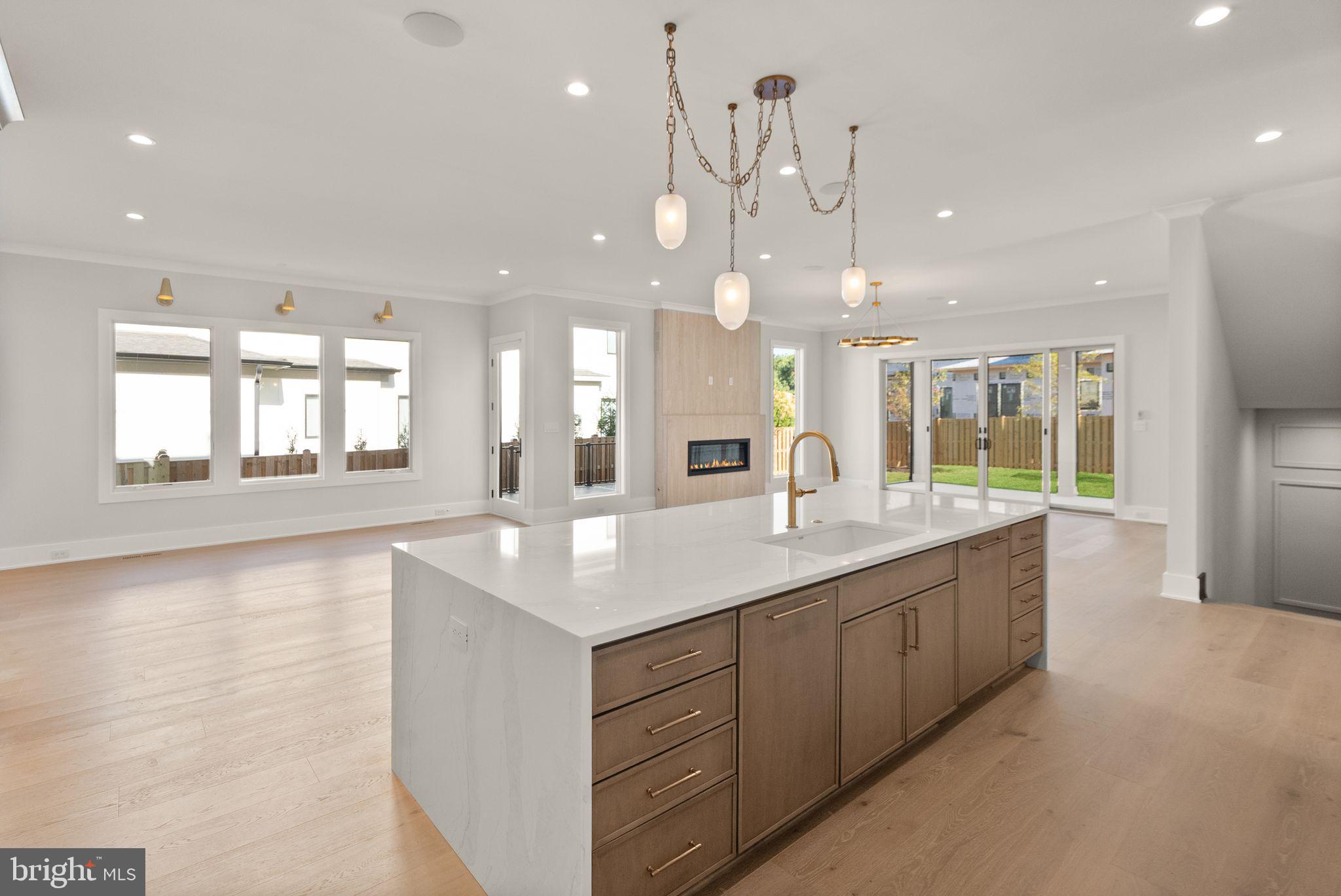 6602 FAIRLAWN DRIVE