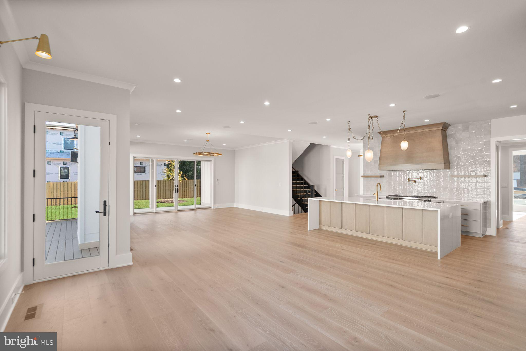 6602 FAIRLAWN DRIVE