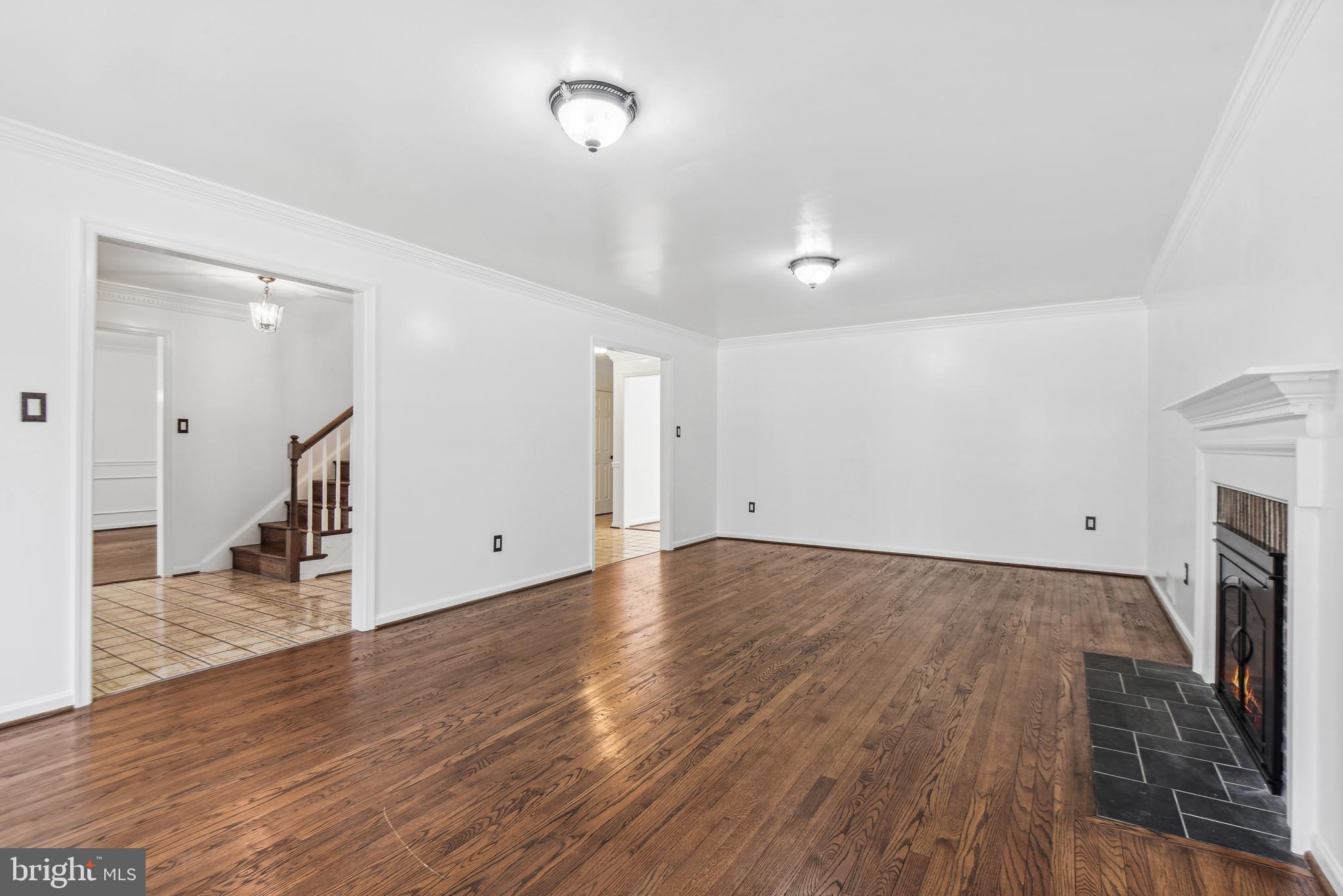 1081 Old Cedar Rd