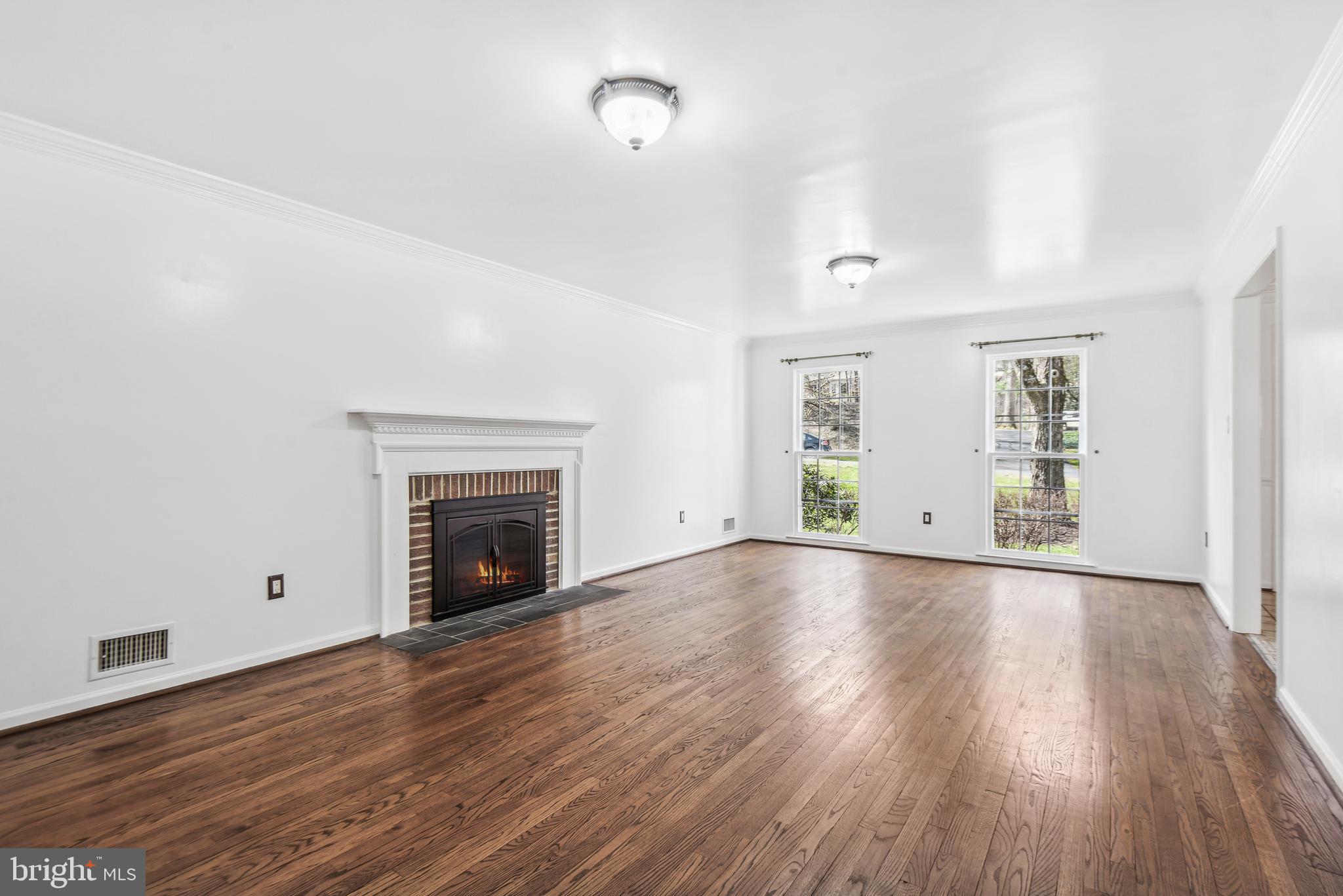 1081 Old Cedar Rd