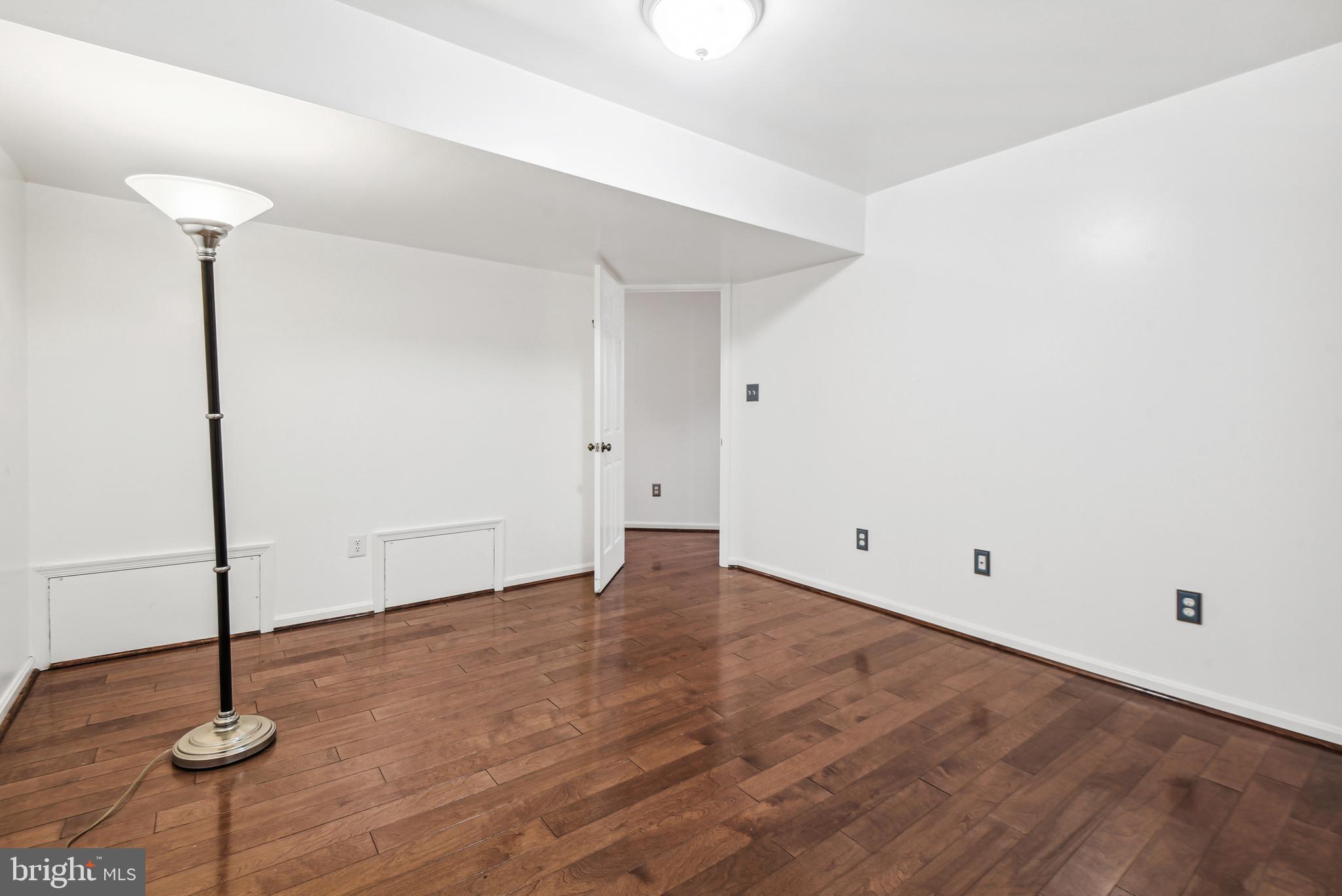 1081 Old Cedar Rd