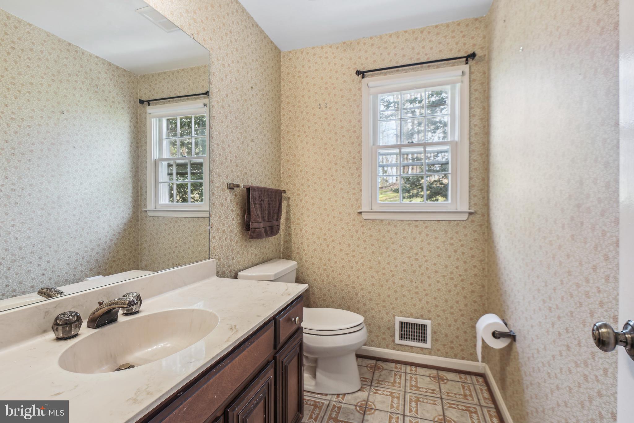 1081 Old Cedar Rd