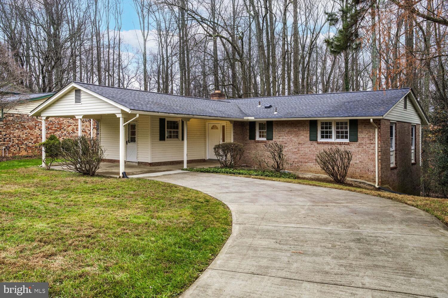 4784 Catterick Ct