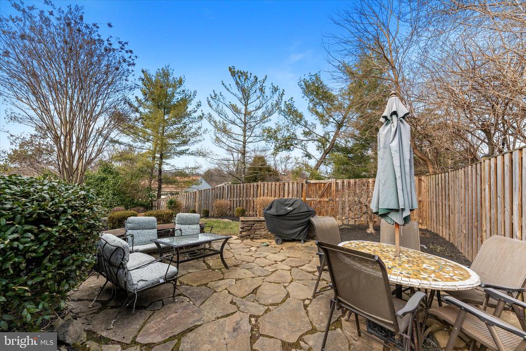 2135 Silentree Dr