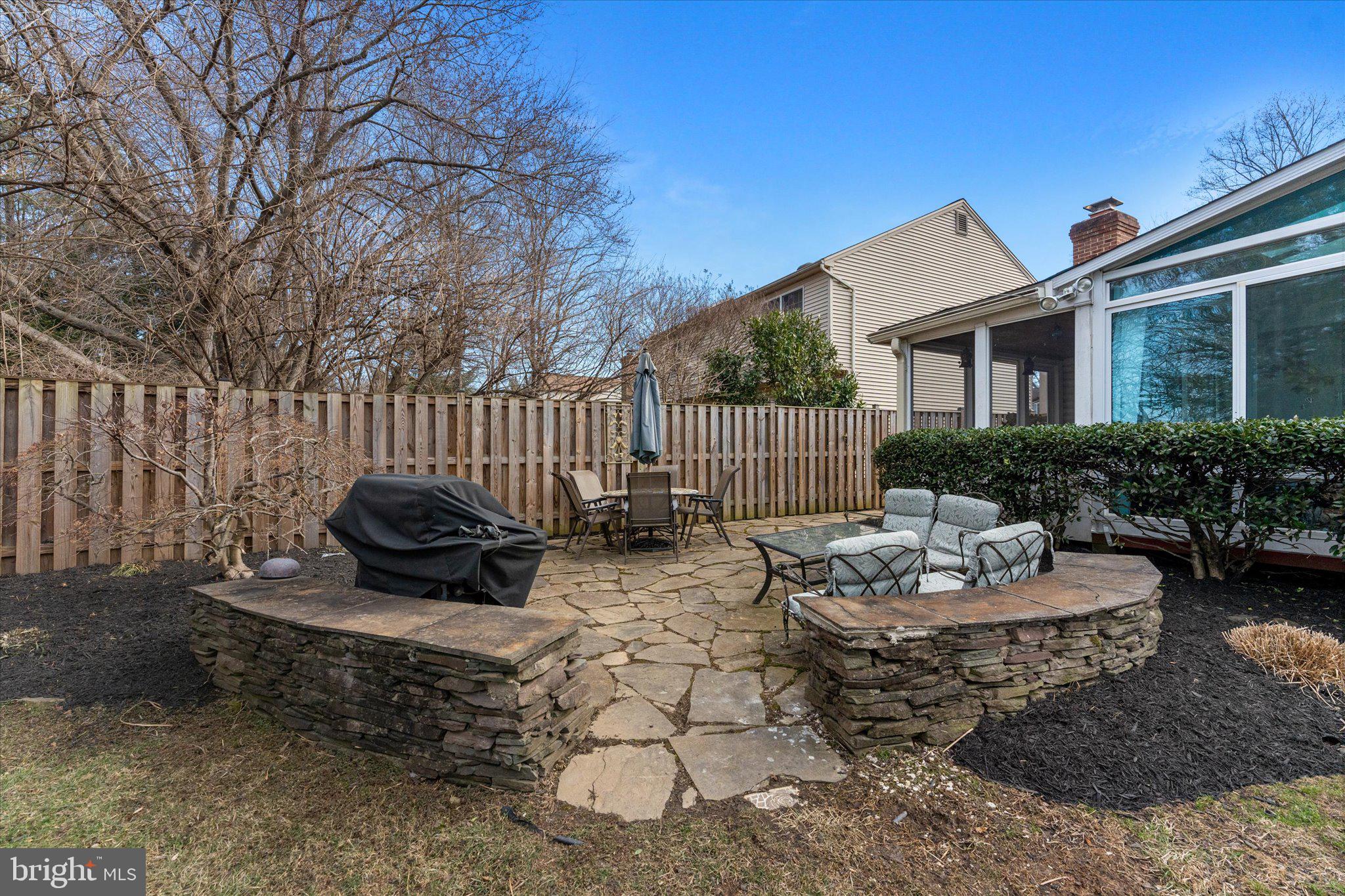2135 Silentree Dr