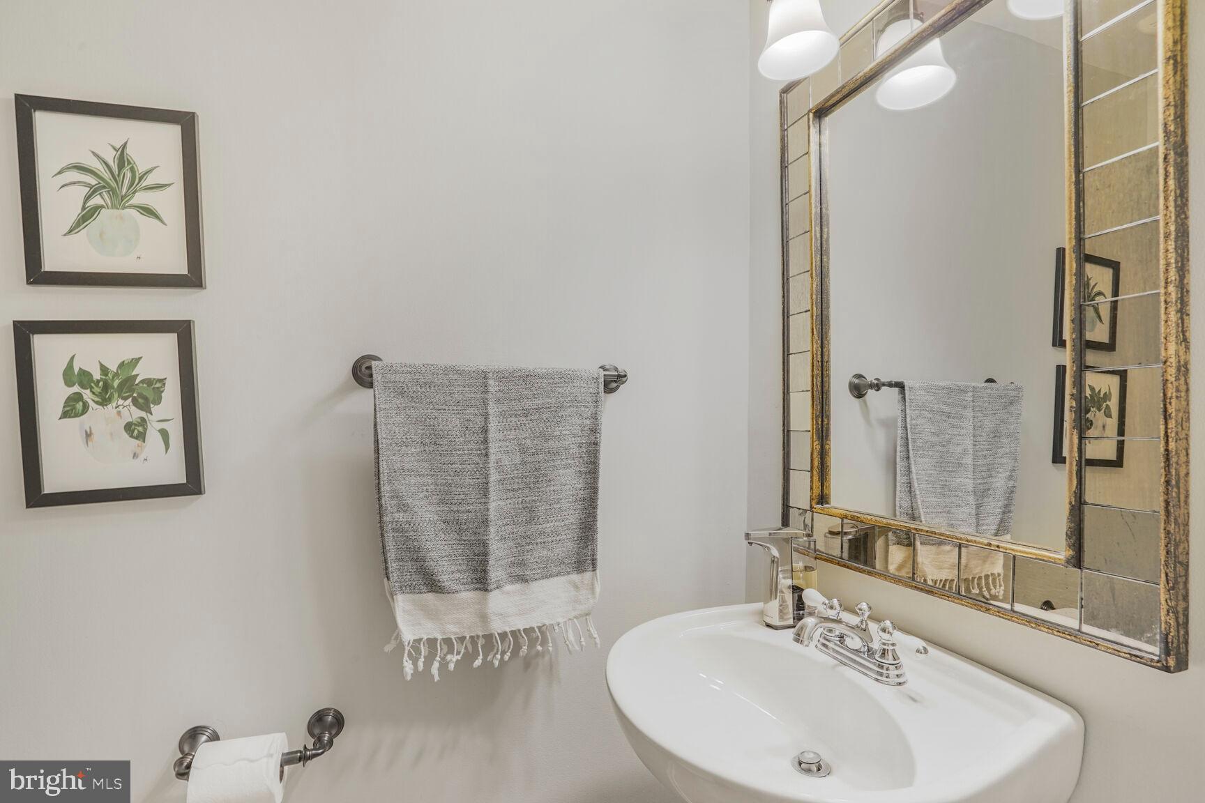 1533 Candlewick Ct