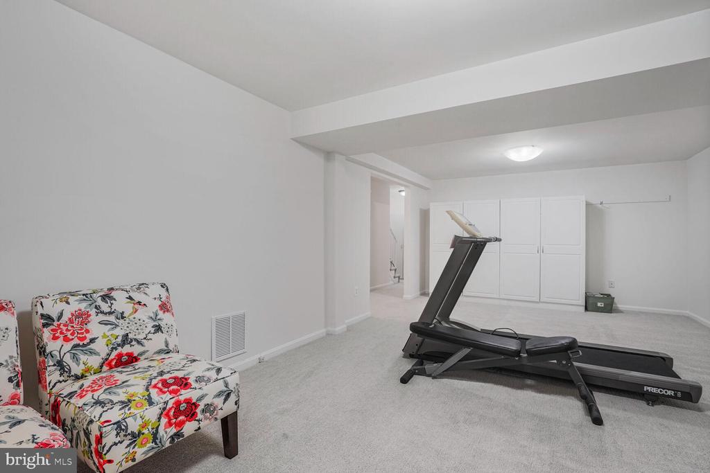 1533 Candlewick Ct