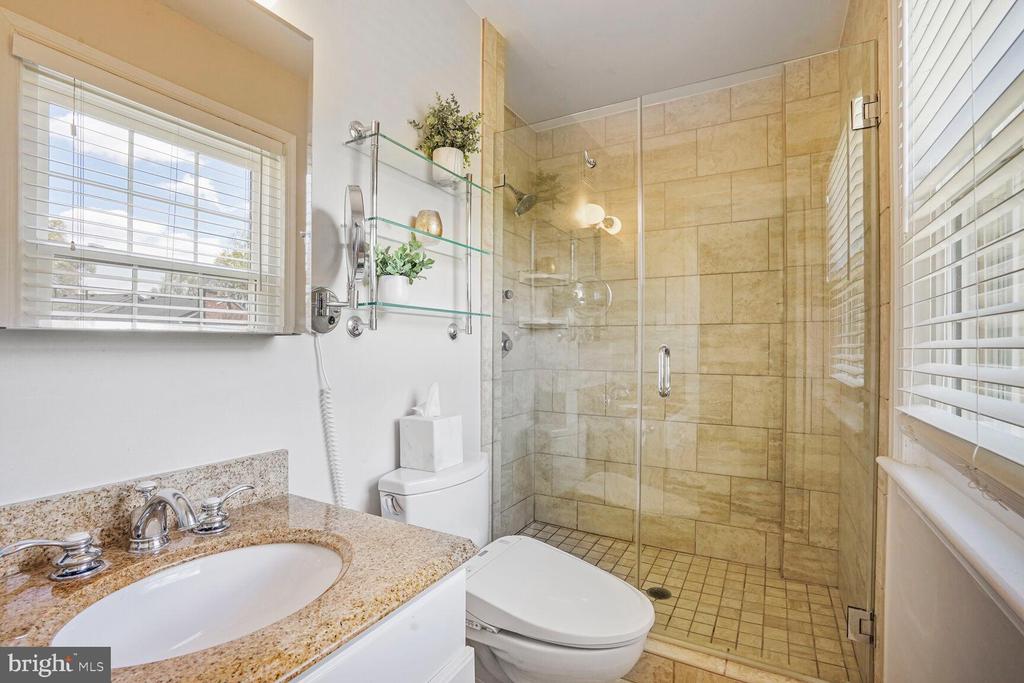 1533 Candlewick Ct