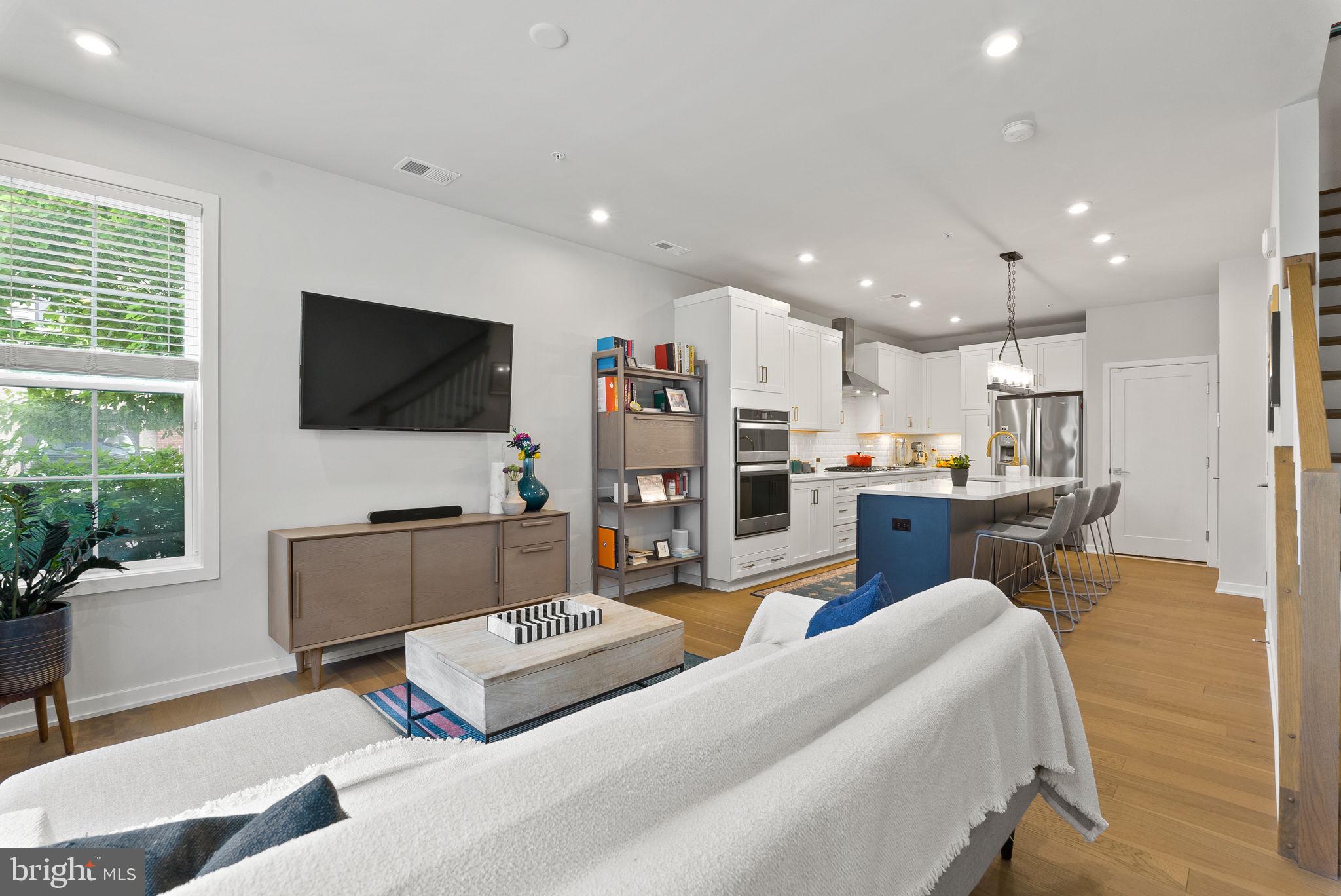 7401 Backett Wood Ter #1301