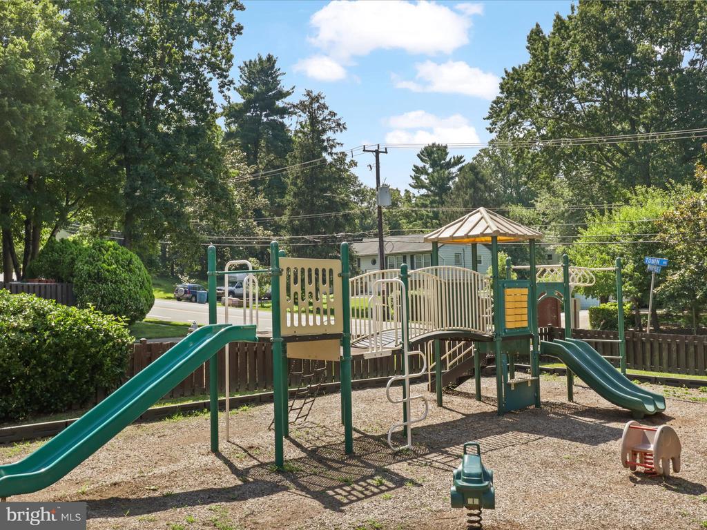 3390 WHIPPLE COURT