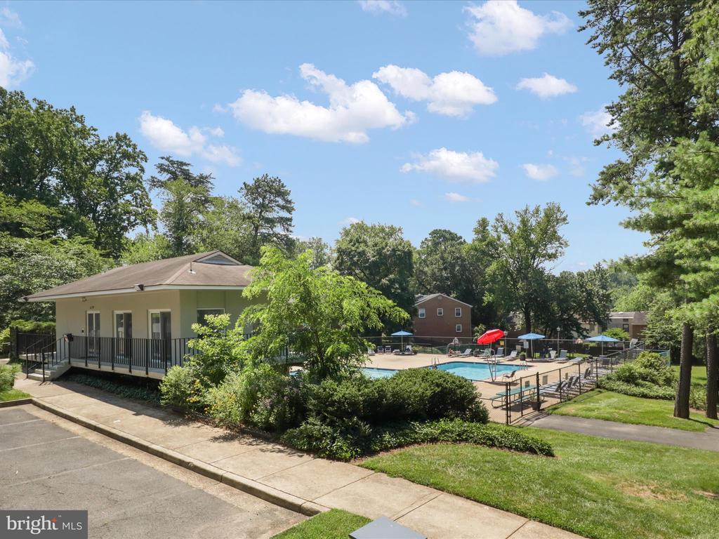 3390 WHIPPLE COURT