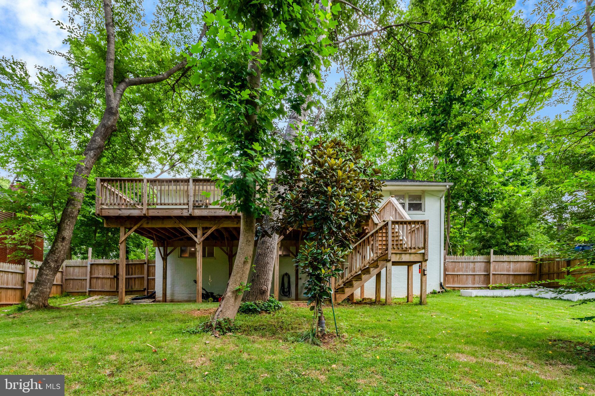 5418 INVERCHAPEL ROAD