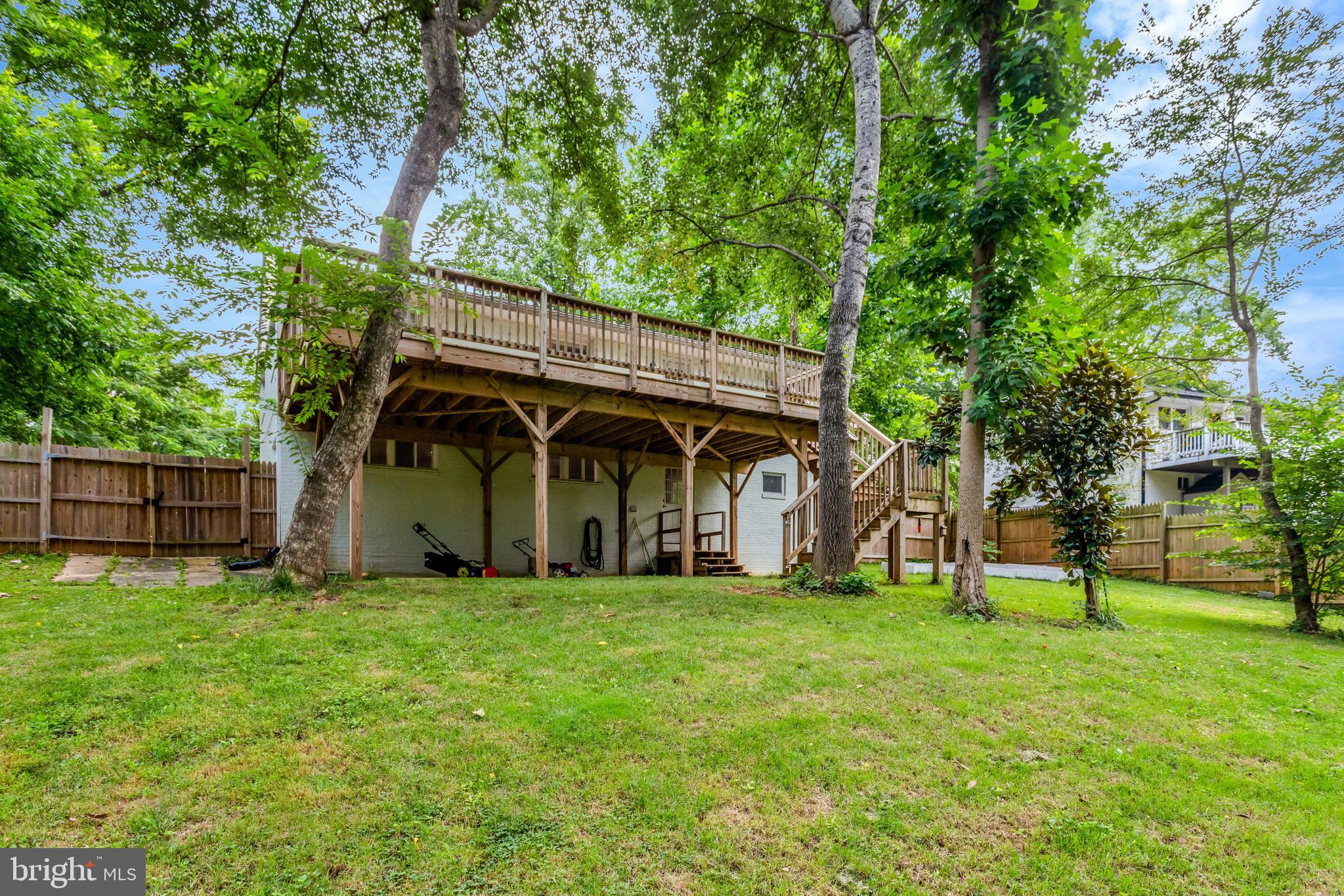 5418 INVERCHAPEL ROAD