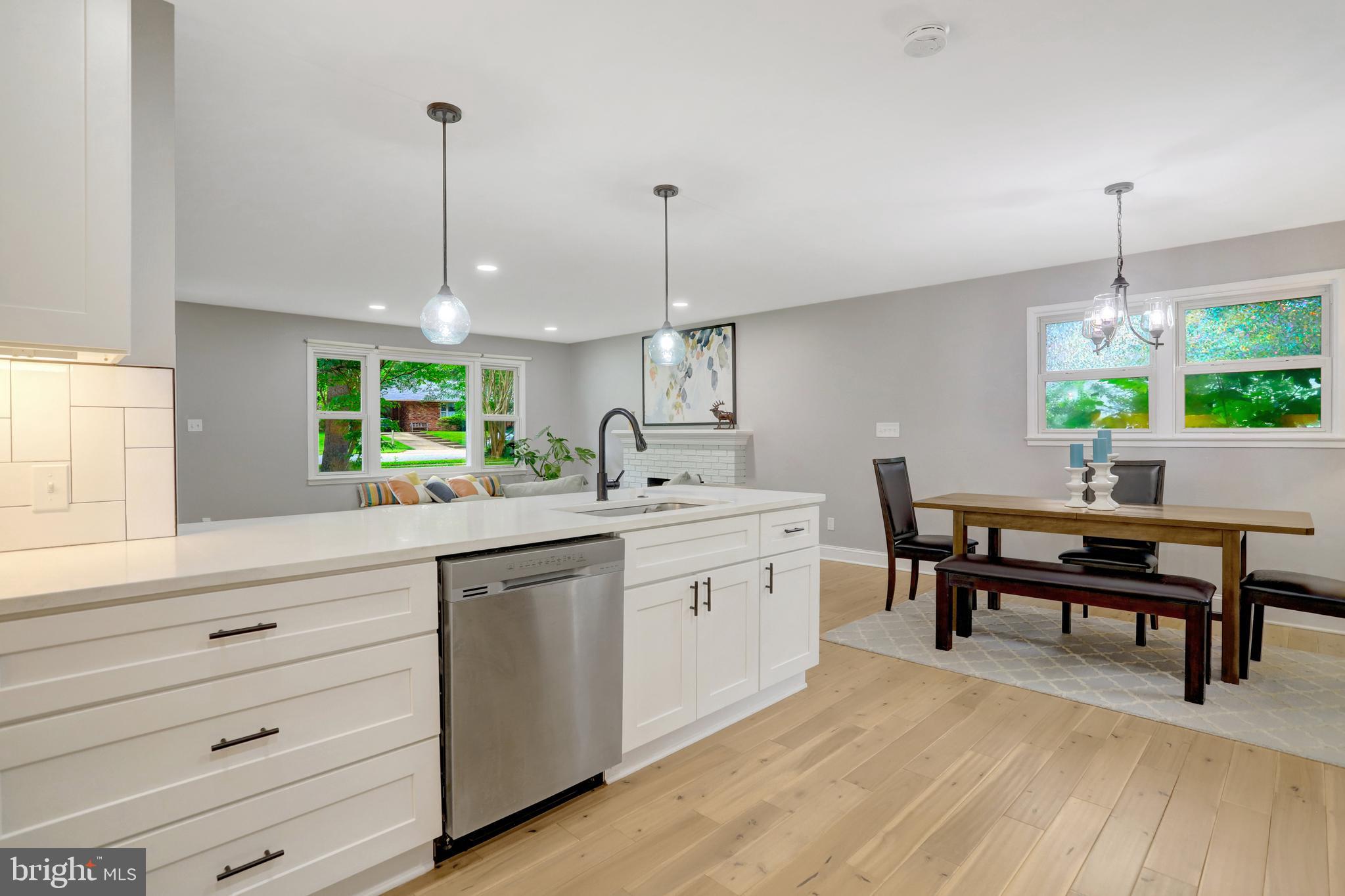 5418 INVERCHAPEL ROAD