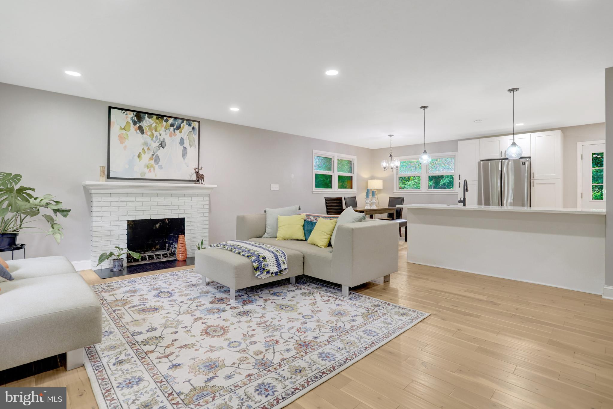 5418 INVERCHAPEL ROAD