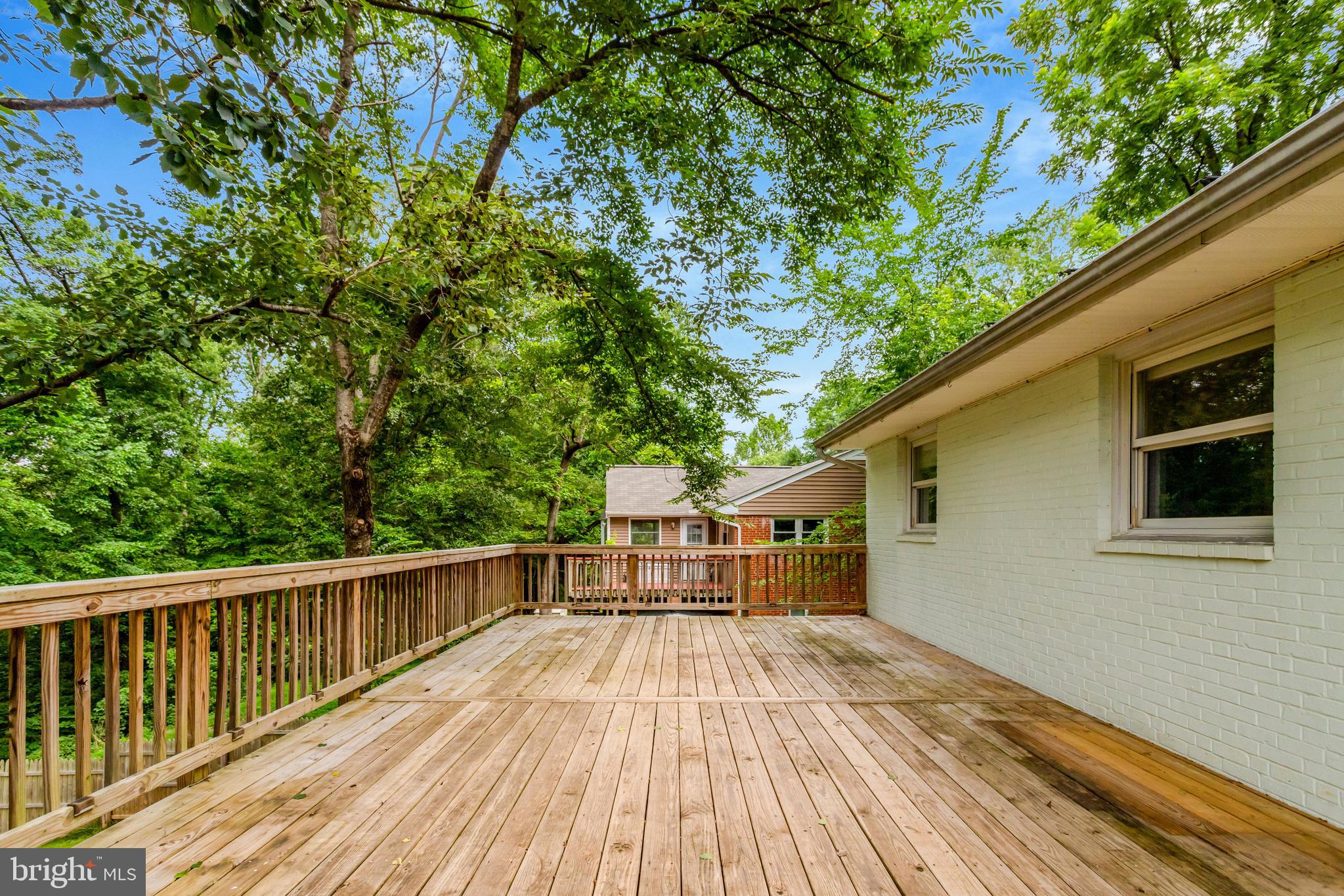 5418 INVERCHAPEL ROAD