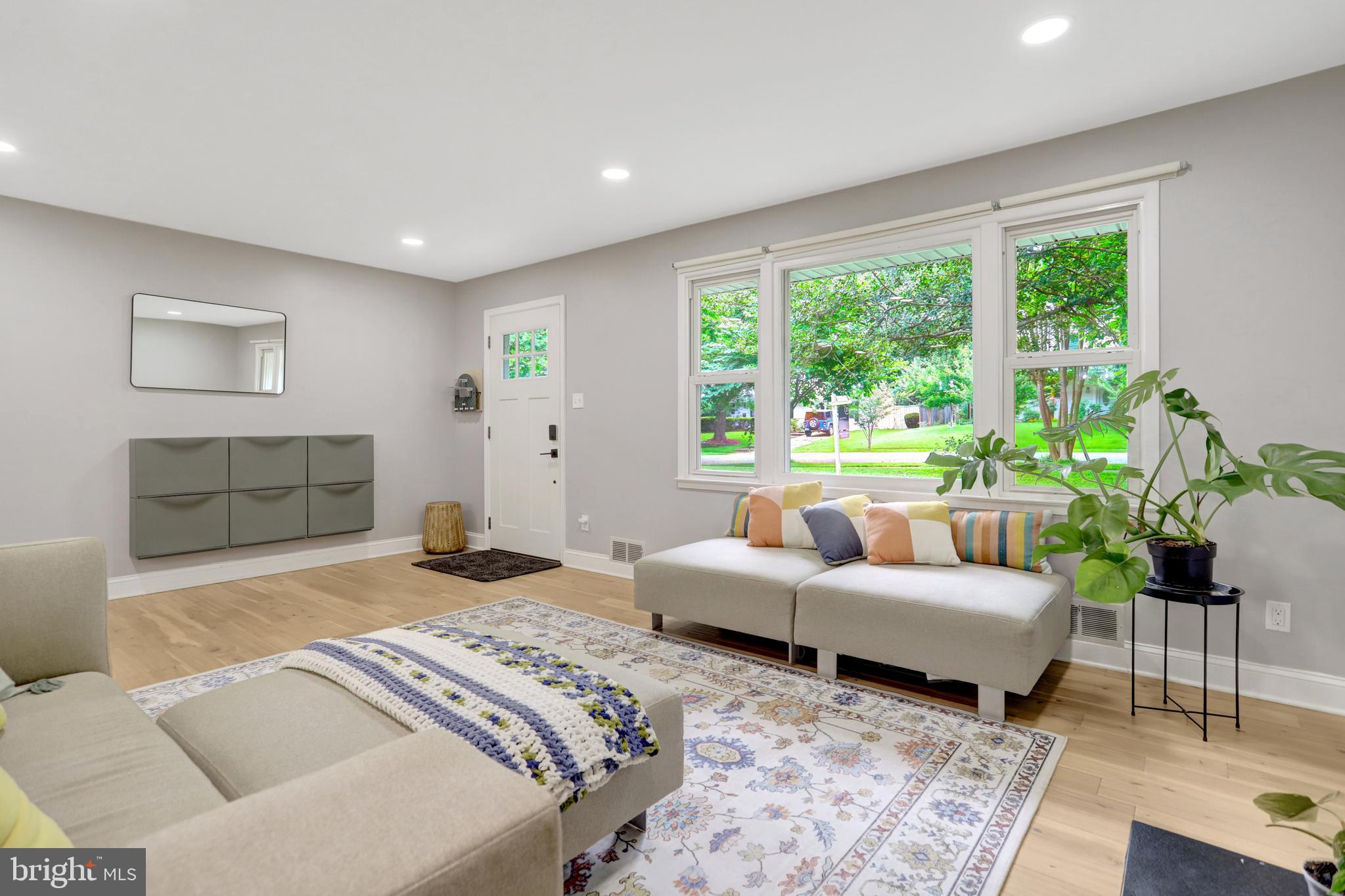 5418 INVERCHAPEL ROAD