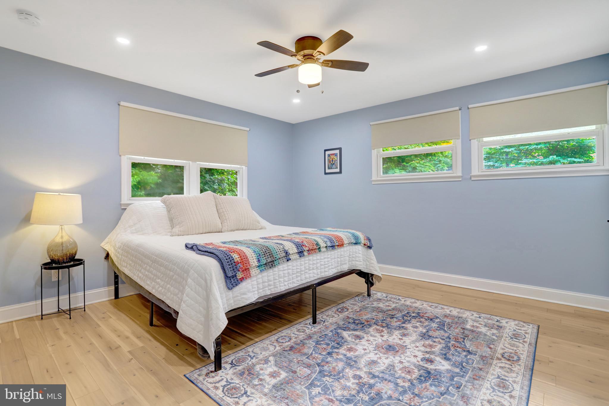 5418 INVERCHAPEL ROAD