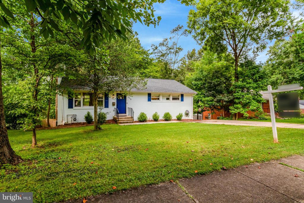 5418 INVERCHAPEL ROAD