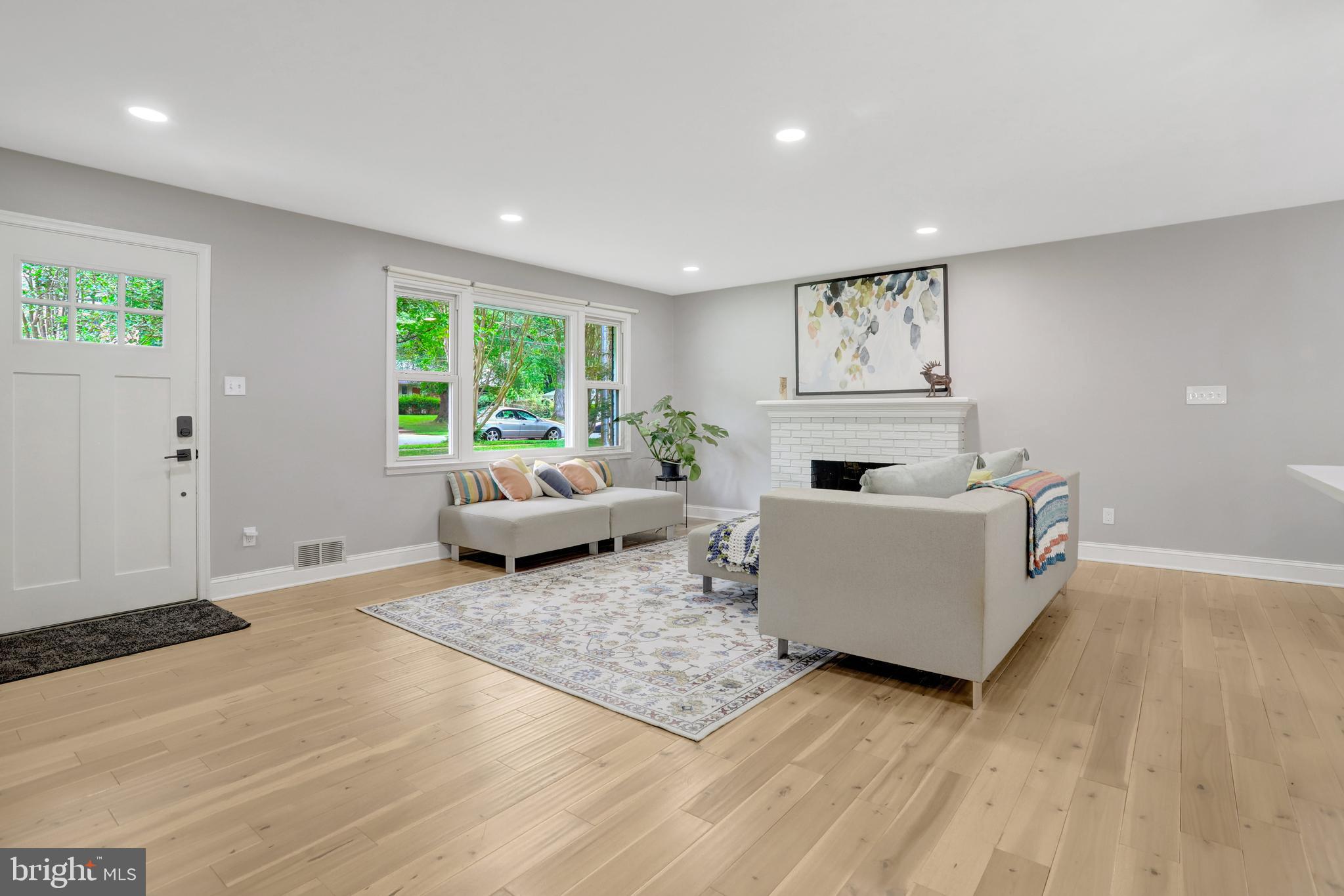 5418 INVERCHAPEL ROAD