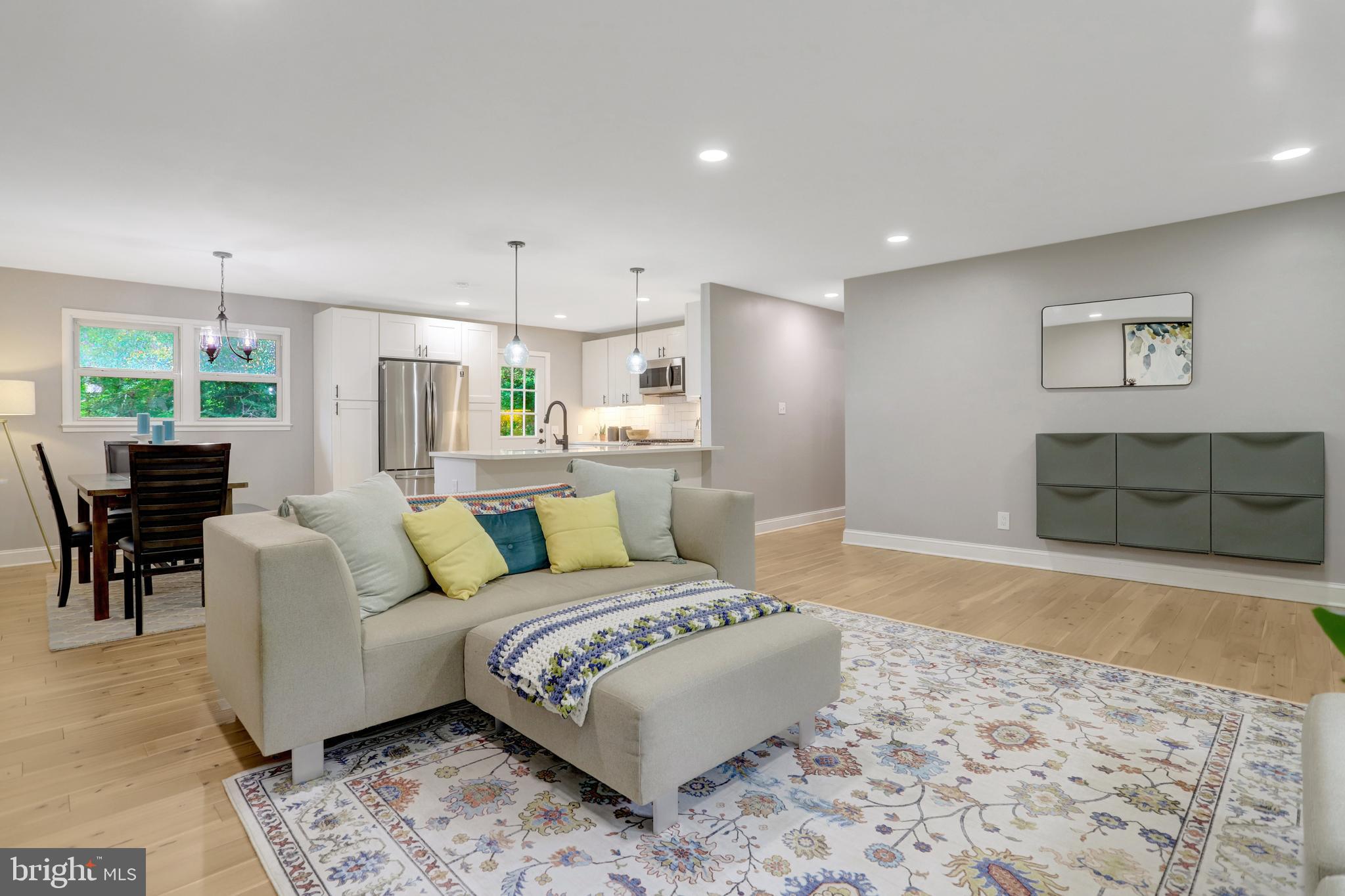 5418 INVERCHAPEL ROAD