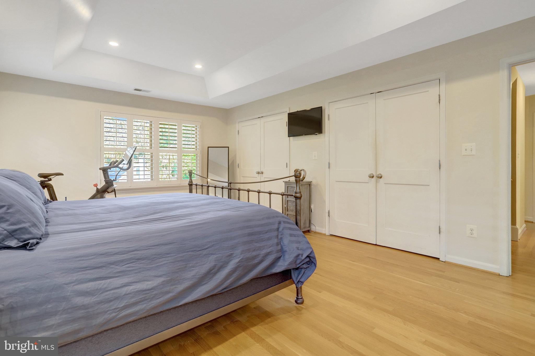 6433 OVERBROOK STREET