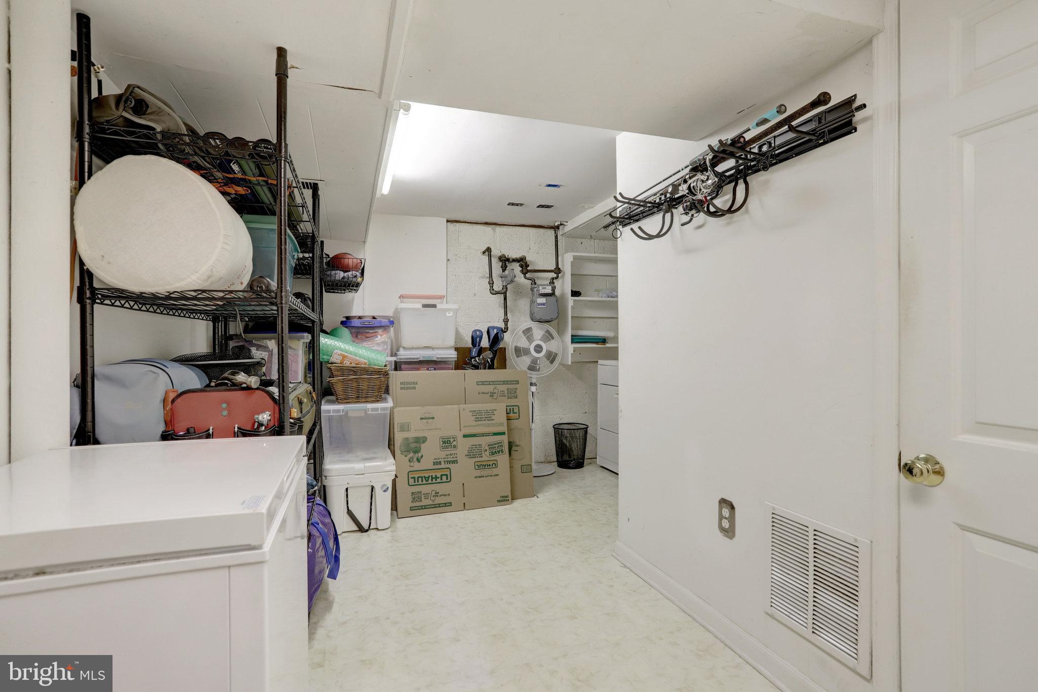 6433 OVERBROOK STREET