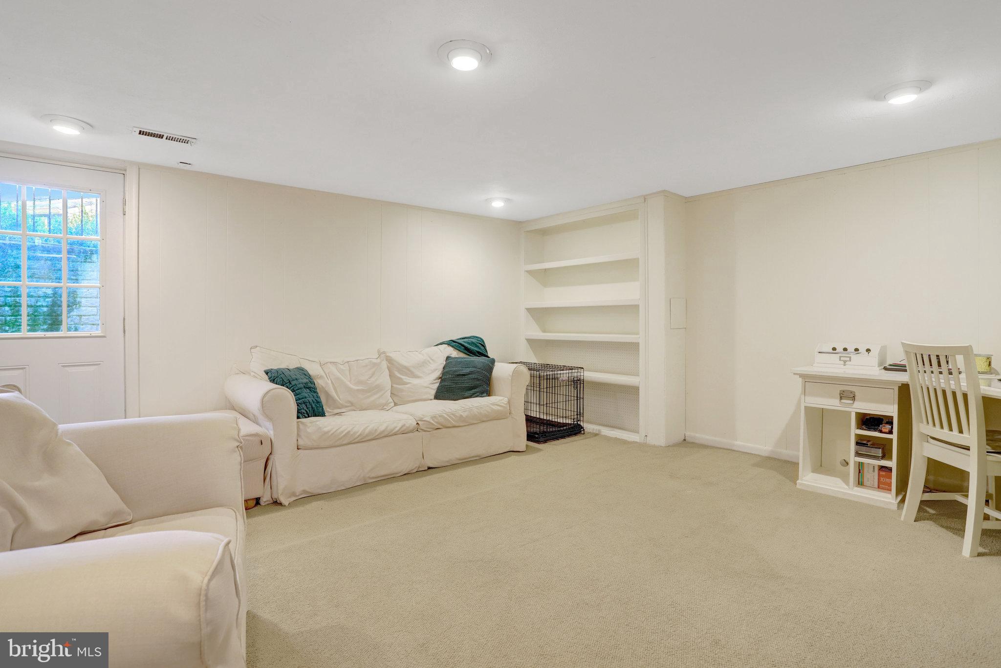 6433 OVERBROOK STREET