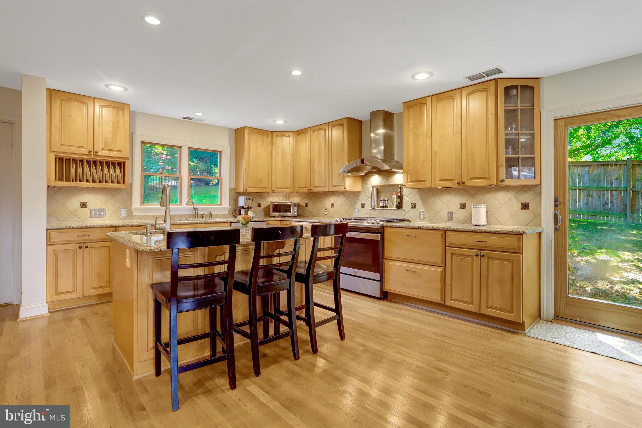 6433 OVERBROOK STREET