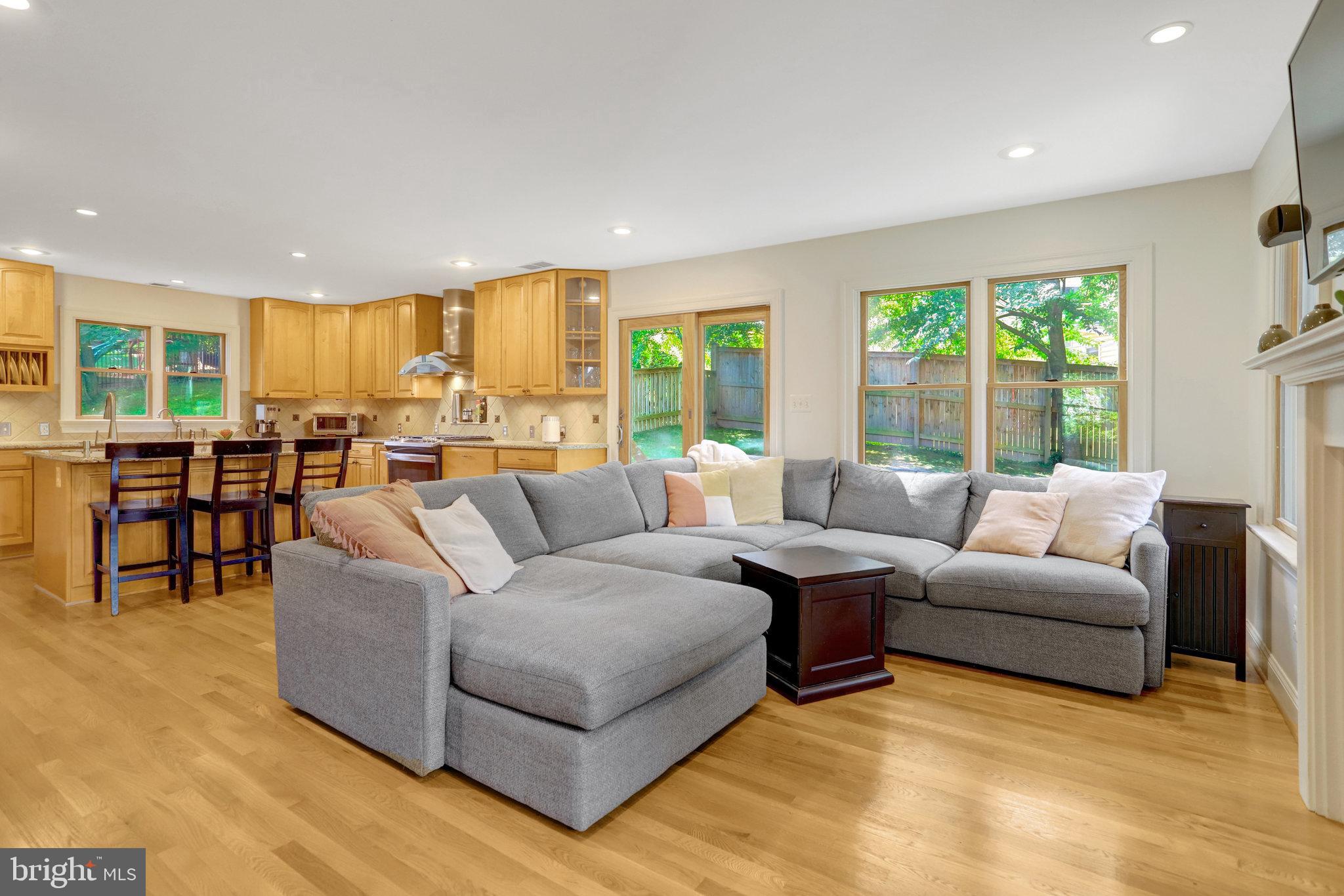 6433 OVERBROOK STREET